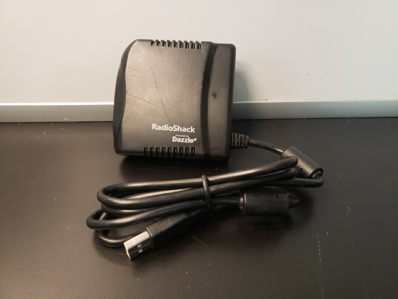 Universal Hi-Speed Memory Card Reader/ Radio Shack 16-3855 Read DESCRIPTION