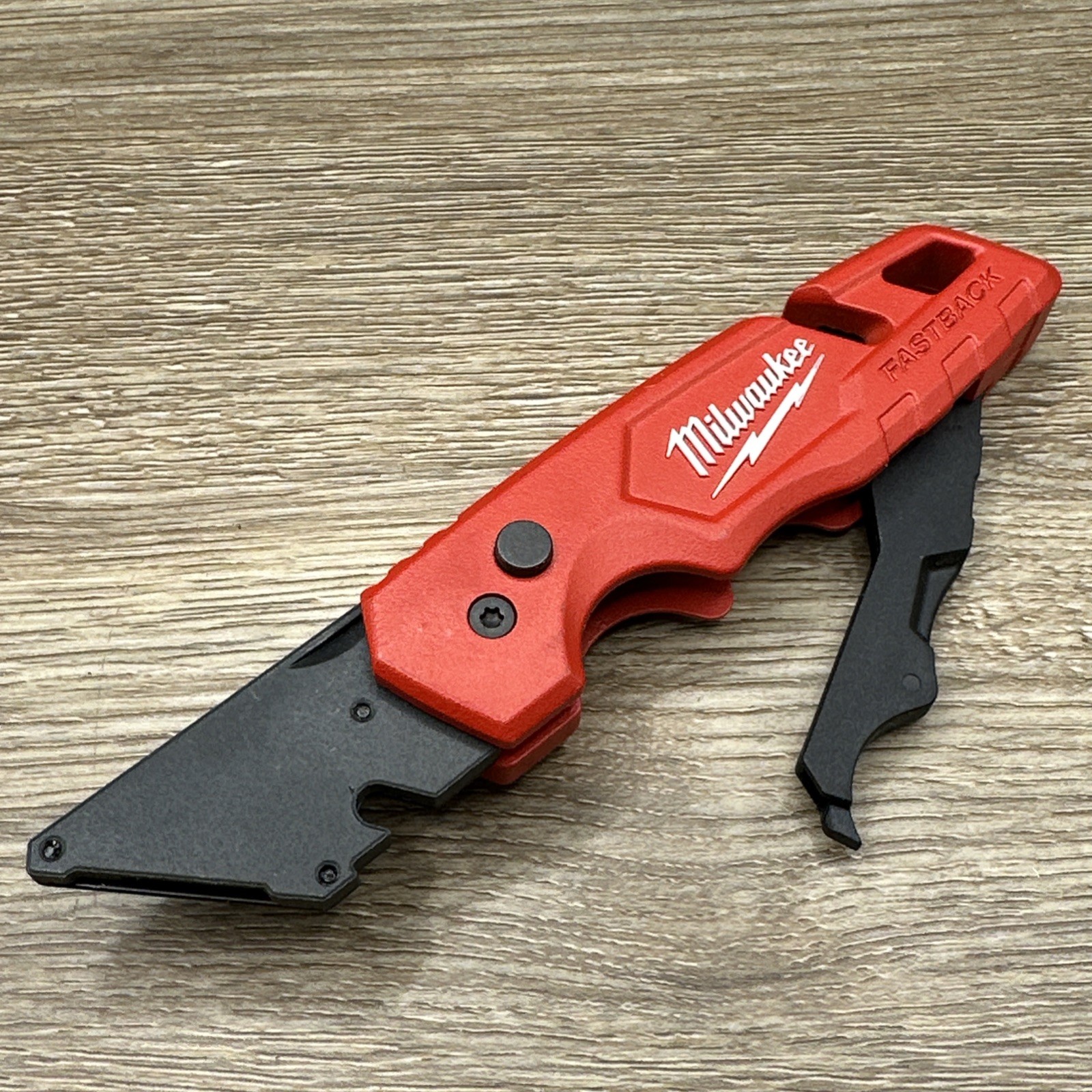 Milwaukee 48-22-1502 Utility Knife - Red