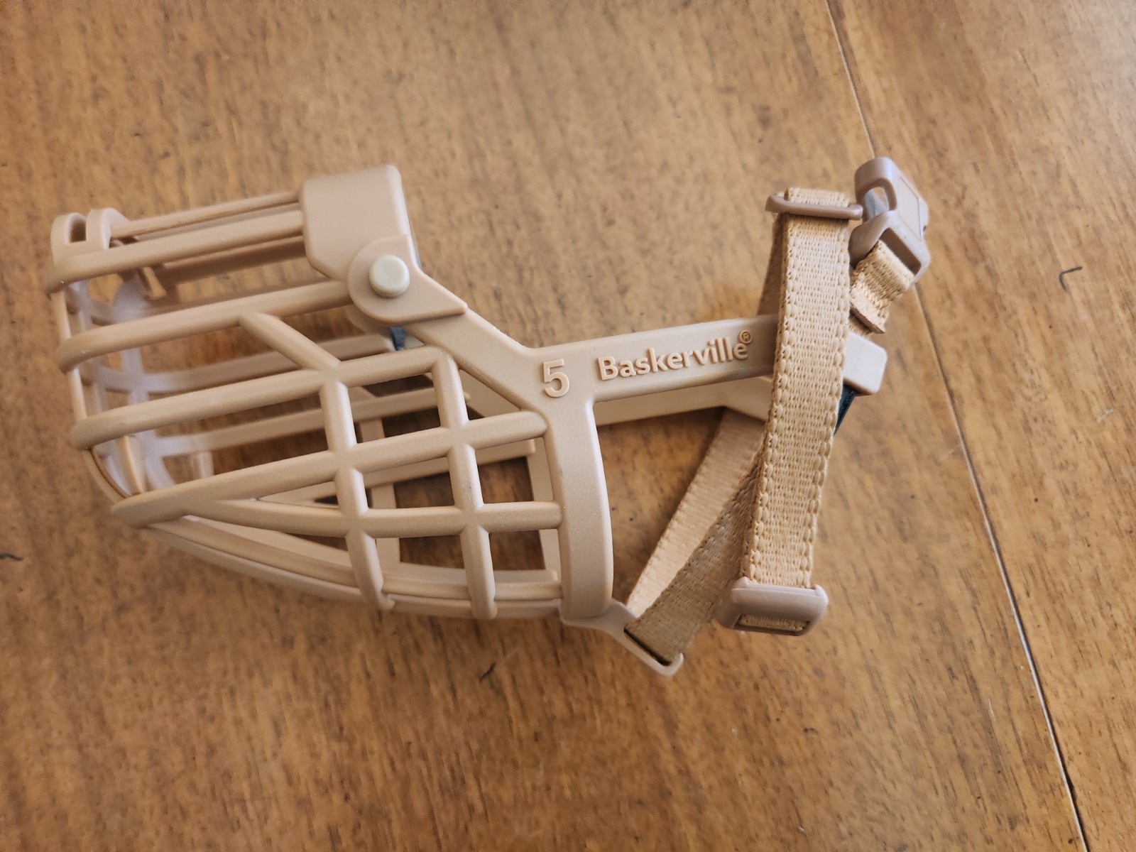 BASKERVILLE Classic Basket Muzzle Small Dog Size 5
