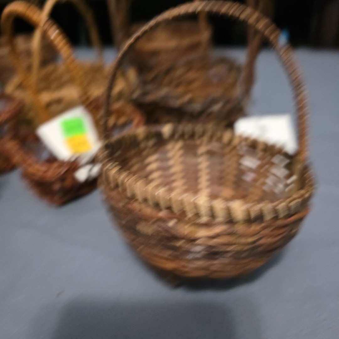 Crafts Misc. Small Wooden Baskets