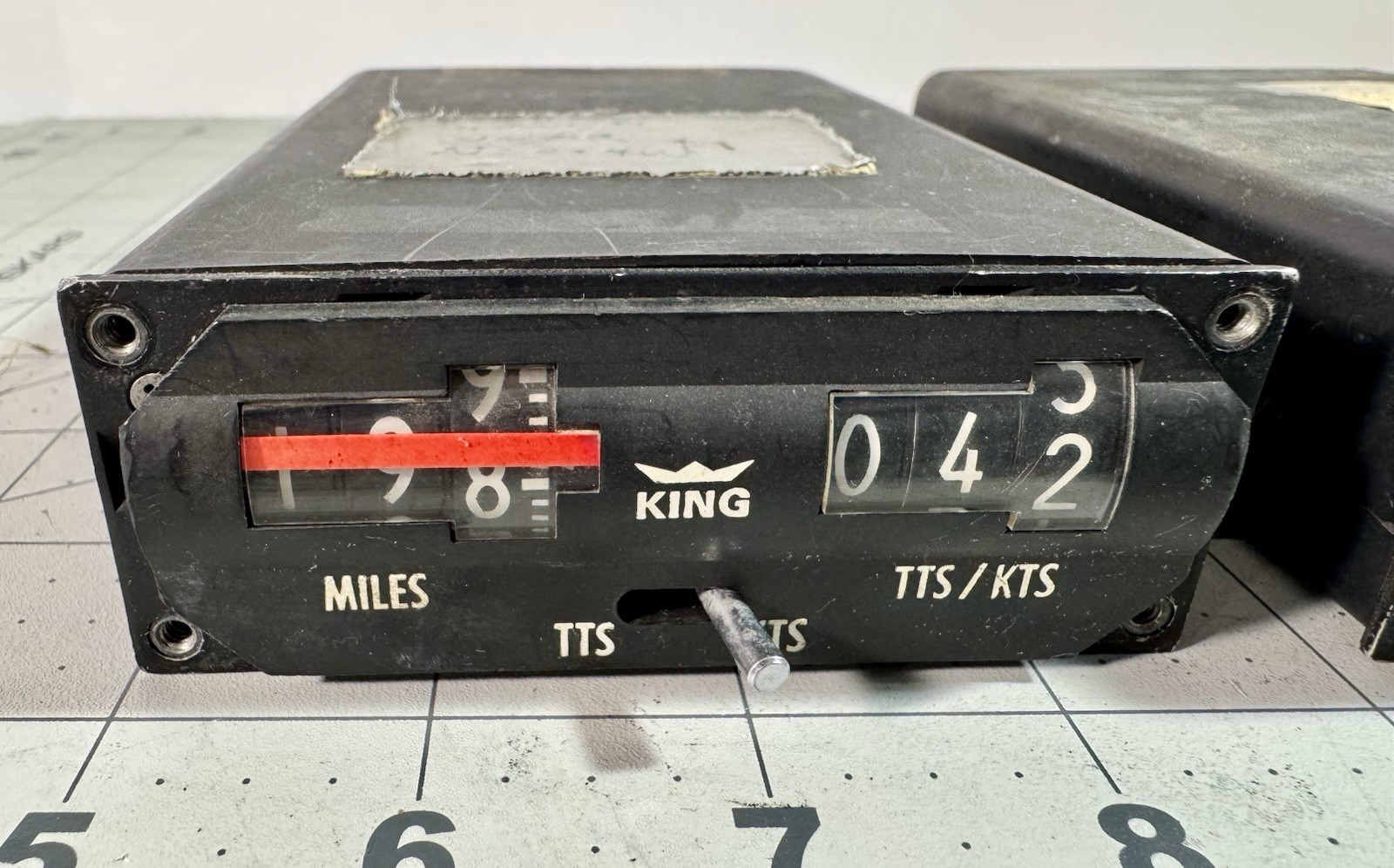 2 x King Aircraft DME Indicator Units - KI265 - LOW START BID!