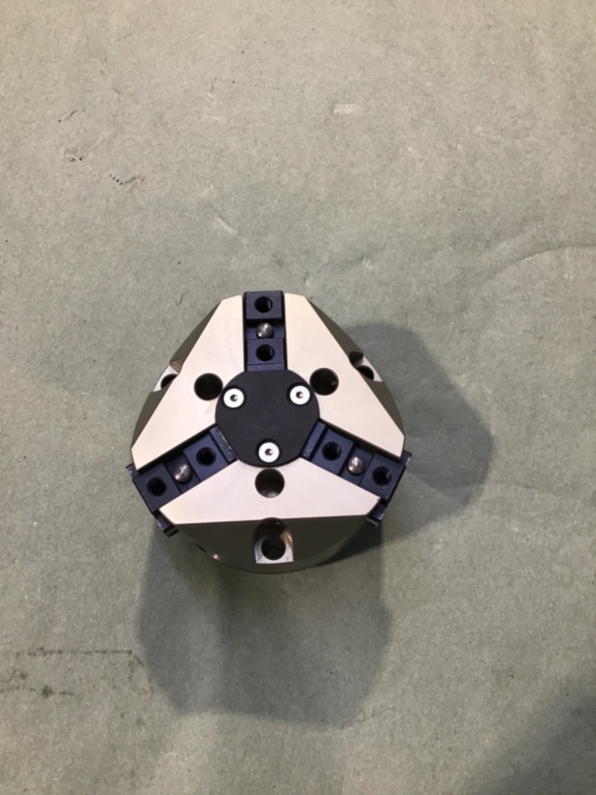 SCHUNK PZN80-1 UNIVERSAL 3-FINGER CENTRIC GRIPPER 300511 NEW