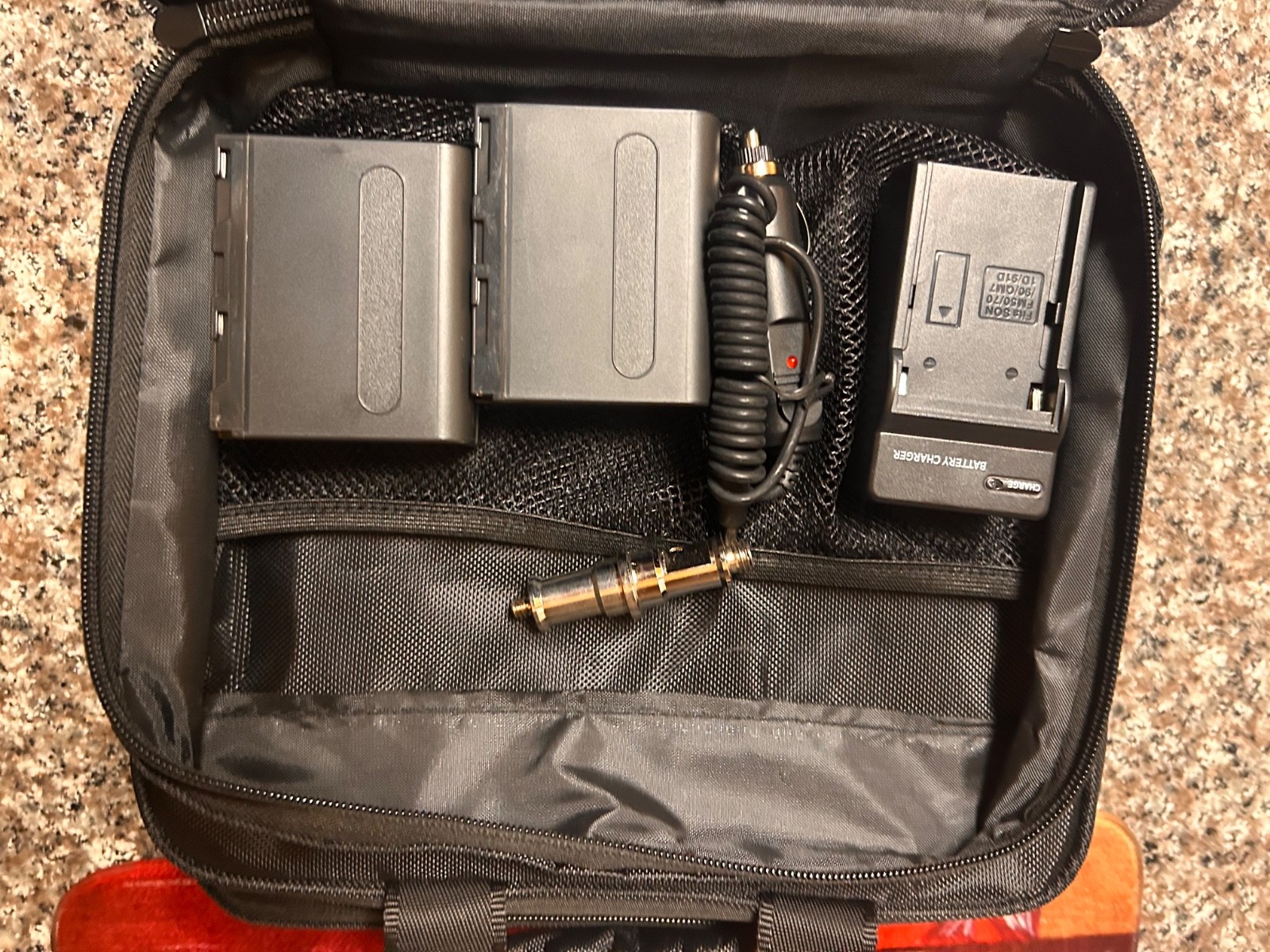 Aputure Amaran AL-528S Daylight LED Spot Light Kit (With Accessories)