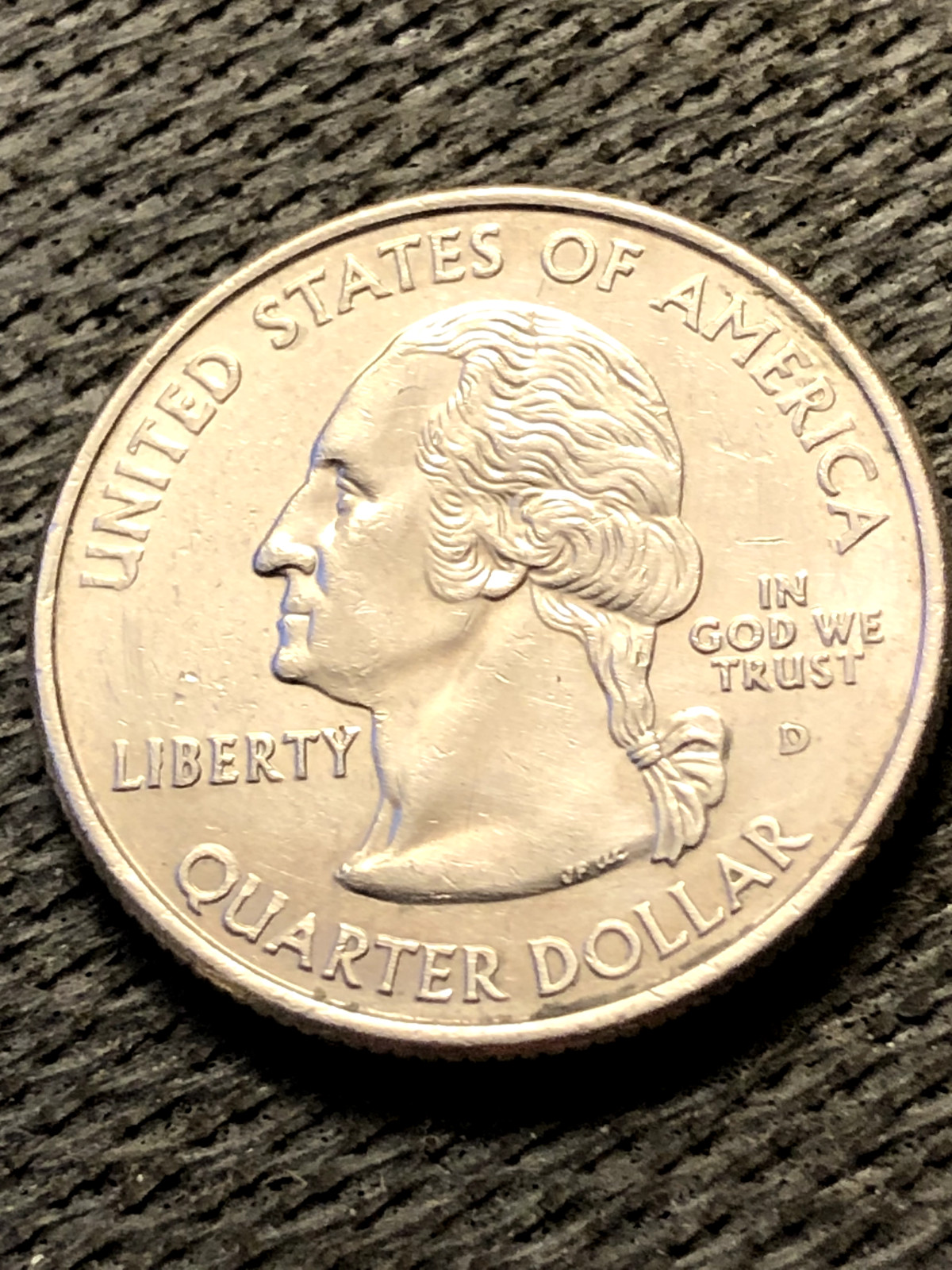 2005 D QUARTER WEST VIRGINIA-RIM ERROR REVERSE SIDE (RIM SPLIT)