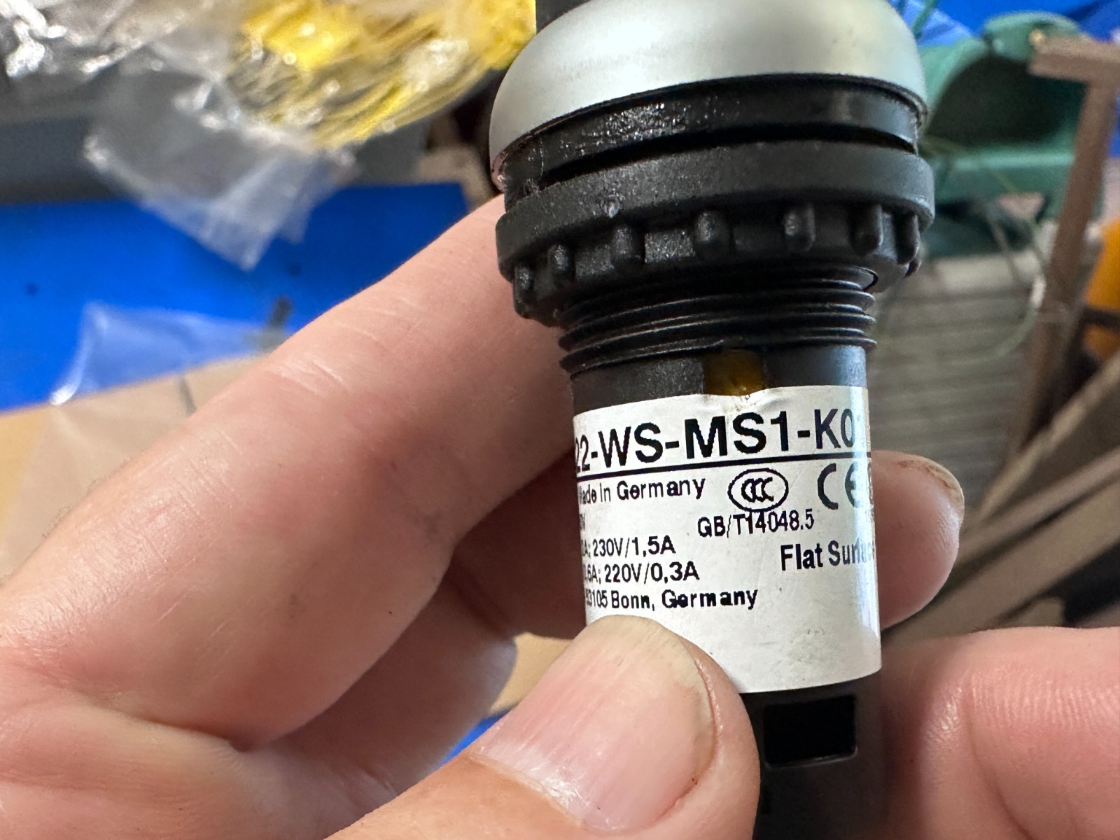 Eaton C22-WS-MS1-K01 Compact Pushbutton Selector Switch (Lot of 2)