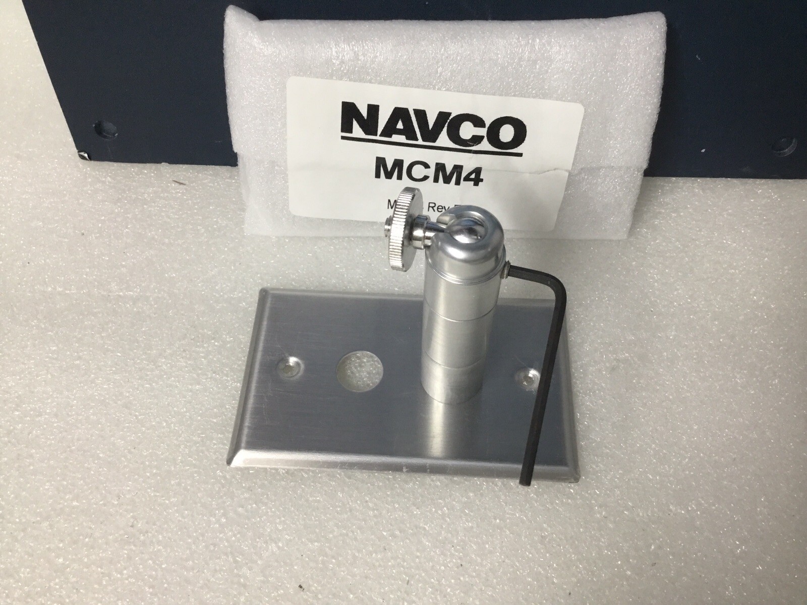 3" Tall NAVCO MCM4 Wall / Ceiling Mount Stand With Plate Security Camera NEW!