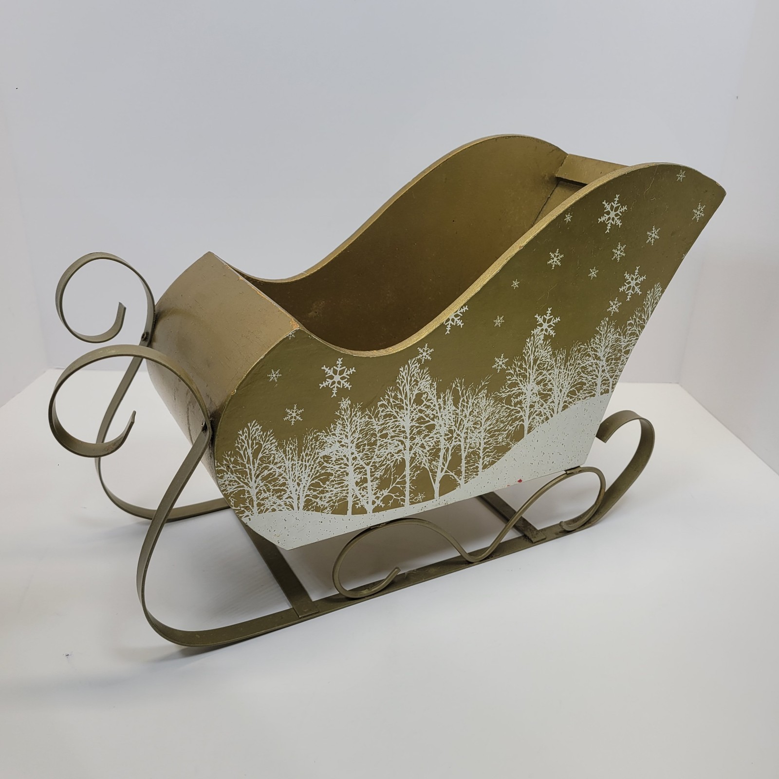 Gold Decorative Sleigh Planter Centerpiece