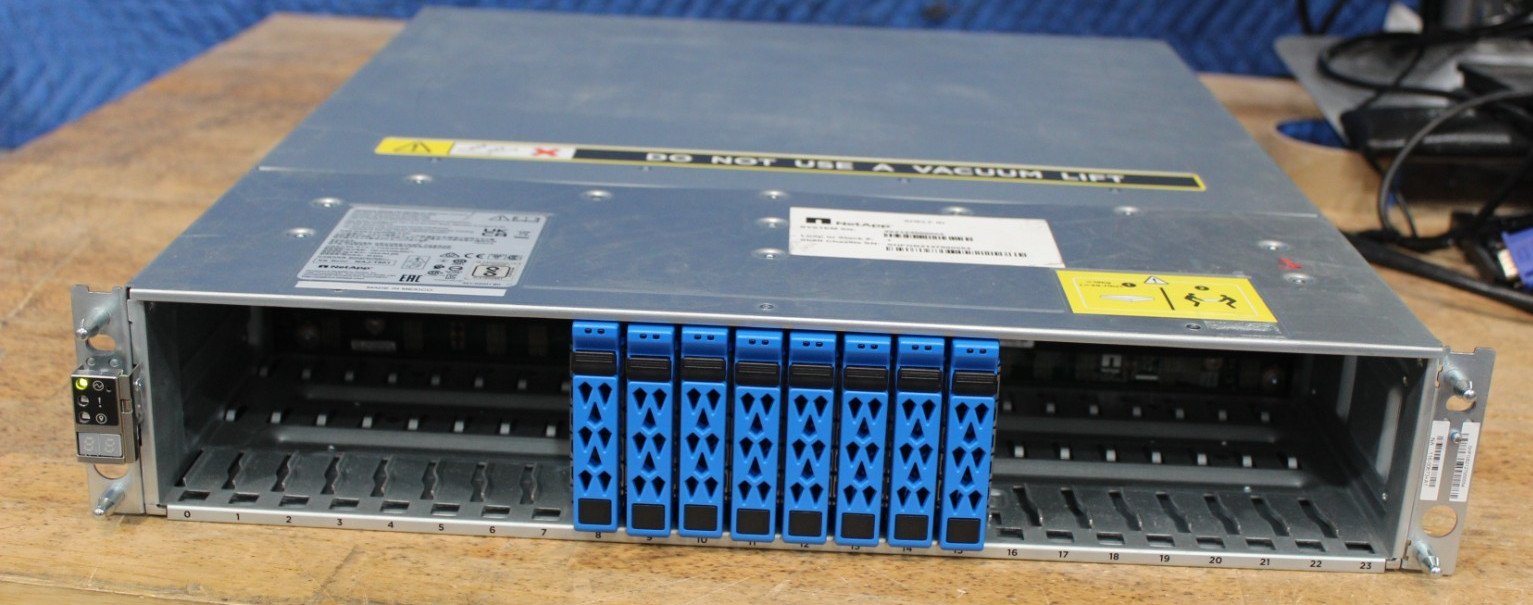 NetApp NAJ-1801 w/2x NSM100 Disk Shelf 111-04256+B6 Storage Appliance