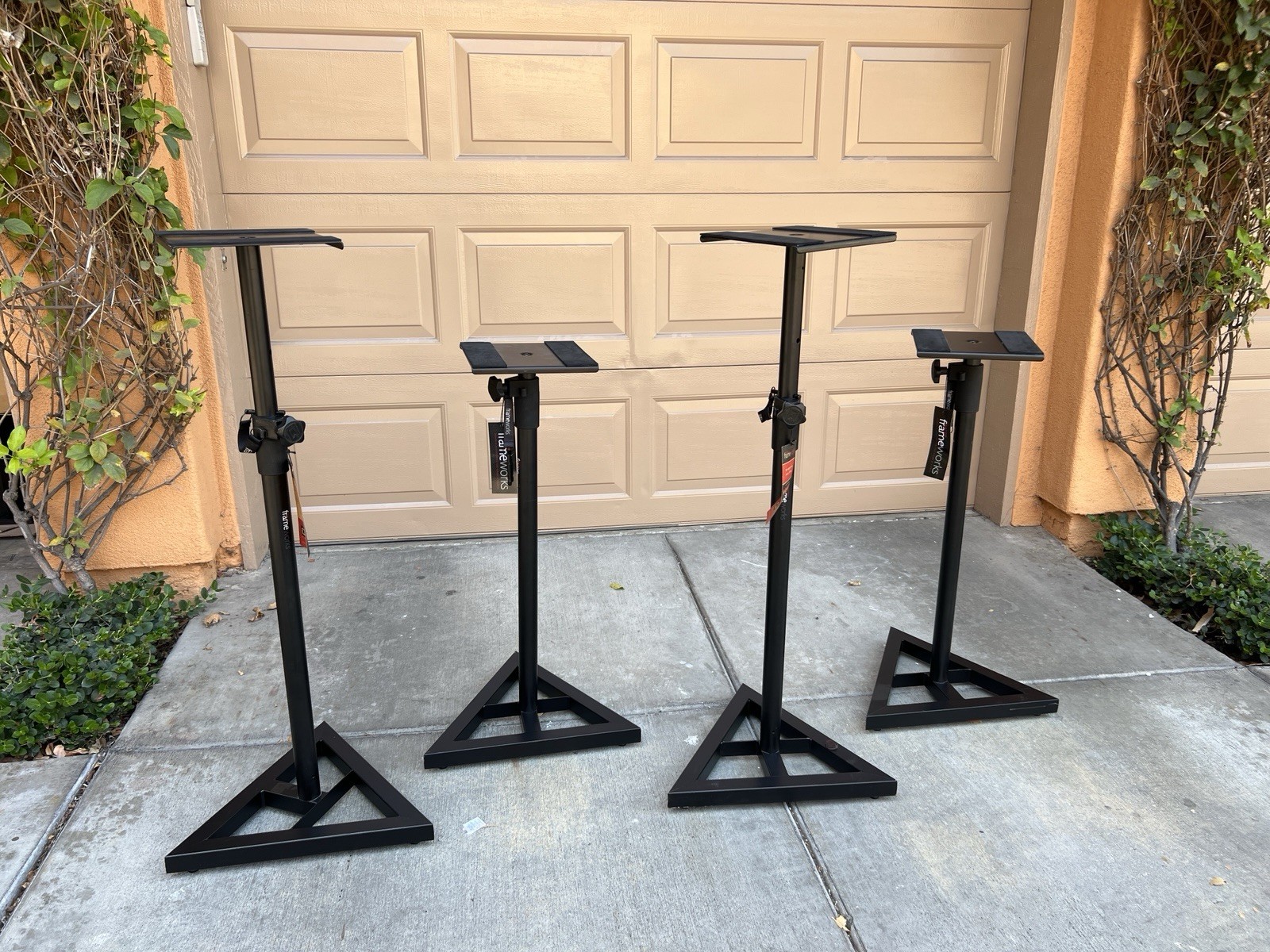 Gator Frameworks GFW-SPK-SM50 Studio Monitor Stand (Pair) - Open Box