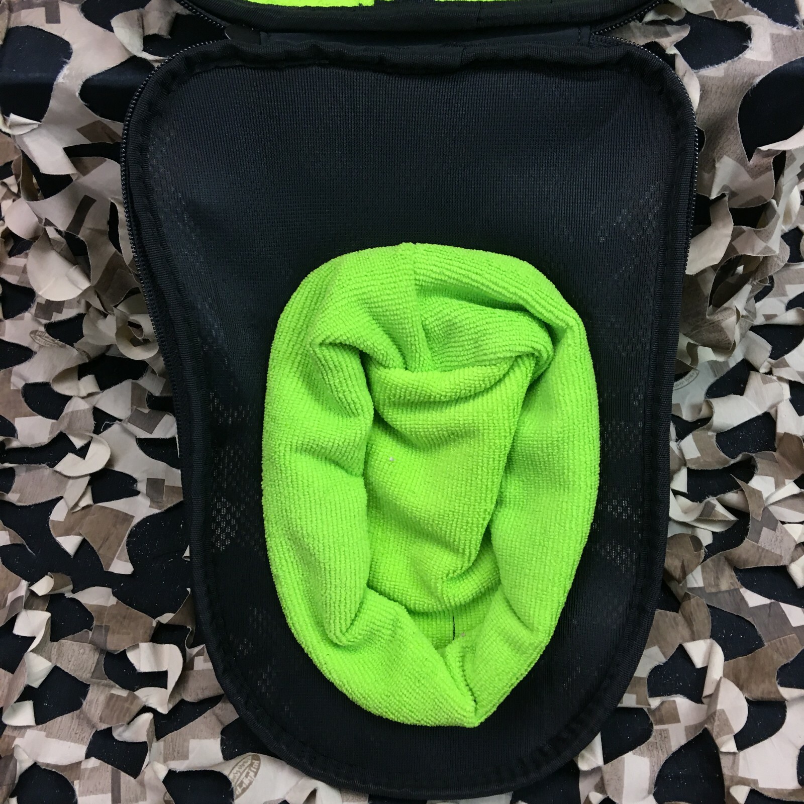 NEW Exalt V3 Universal Carbon Goggle Case - Charcoal/Lime