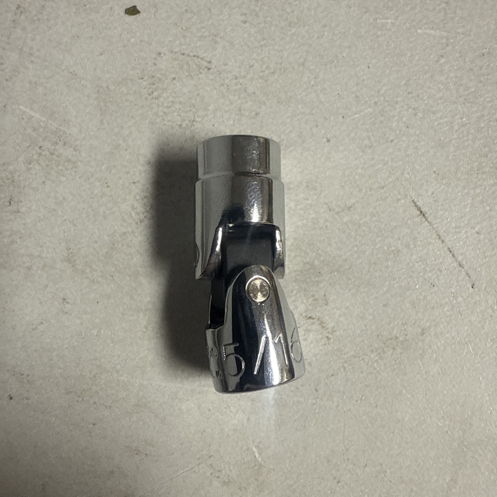 PROTO J4772TA Flex Socket,Steel,Chrome,5/16”