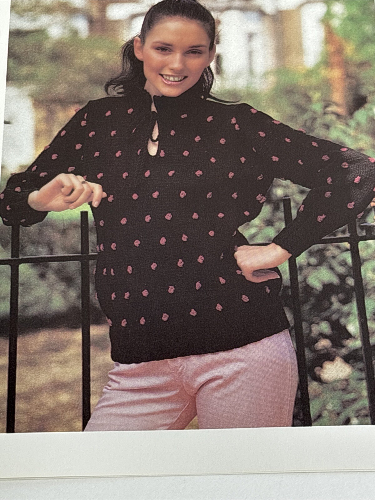 Easy Knit Bobble Sweater Women's Knitting Pattern Card