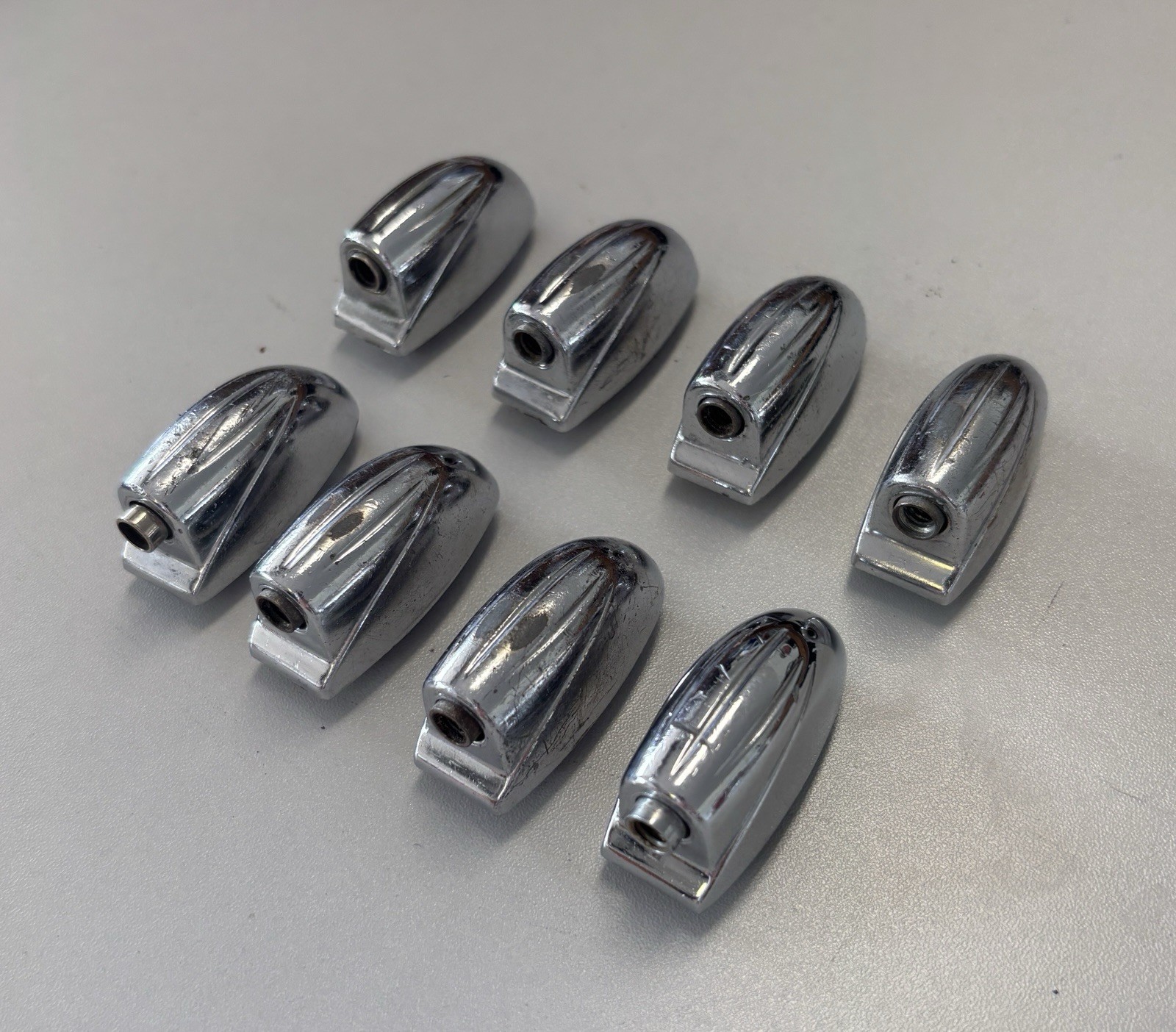 8-Vintage Gretsch Round-Badge Tom Lugs