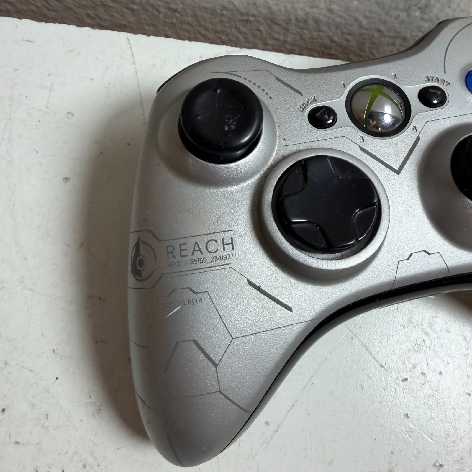 Microsoft Xbox 360 Halo Reach 1403 Silver Limited Edition Wireless Controller