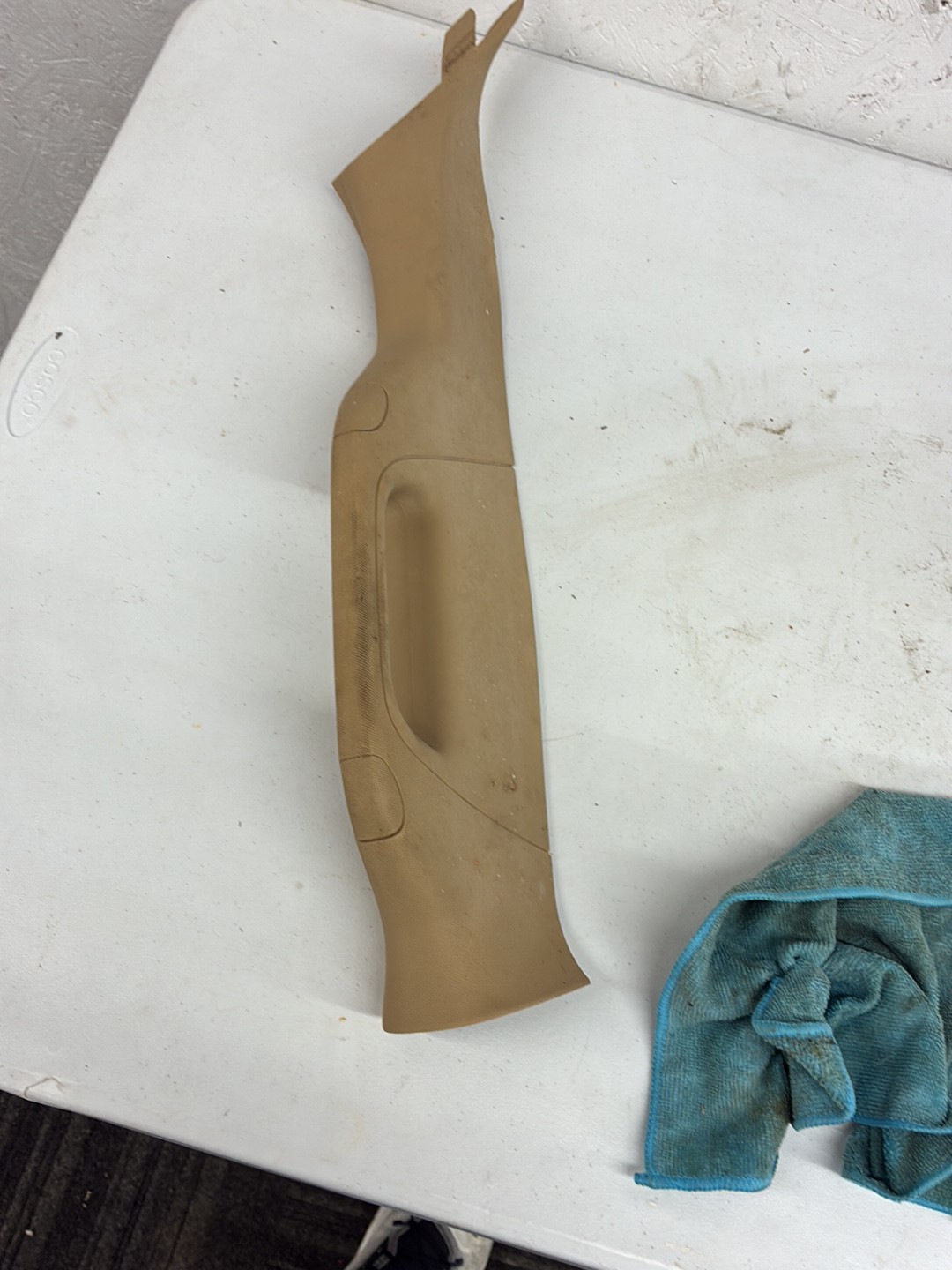 2012 Ford F-250 Pickup Left A Pillar