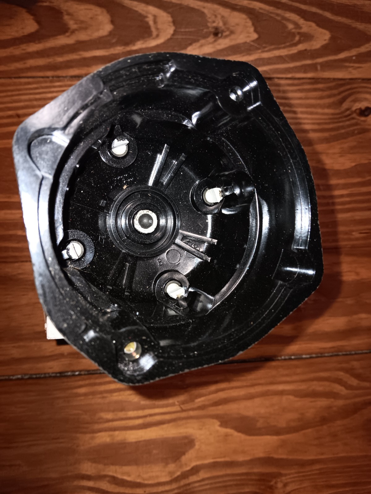Standard DR-437 Distributor Cap Made In The U.S.A.