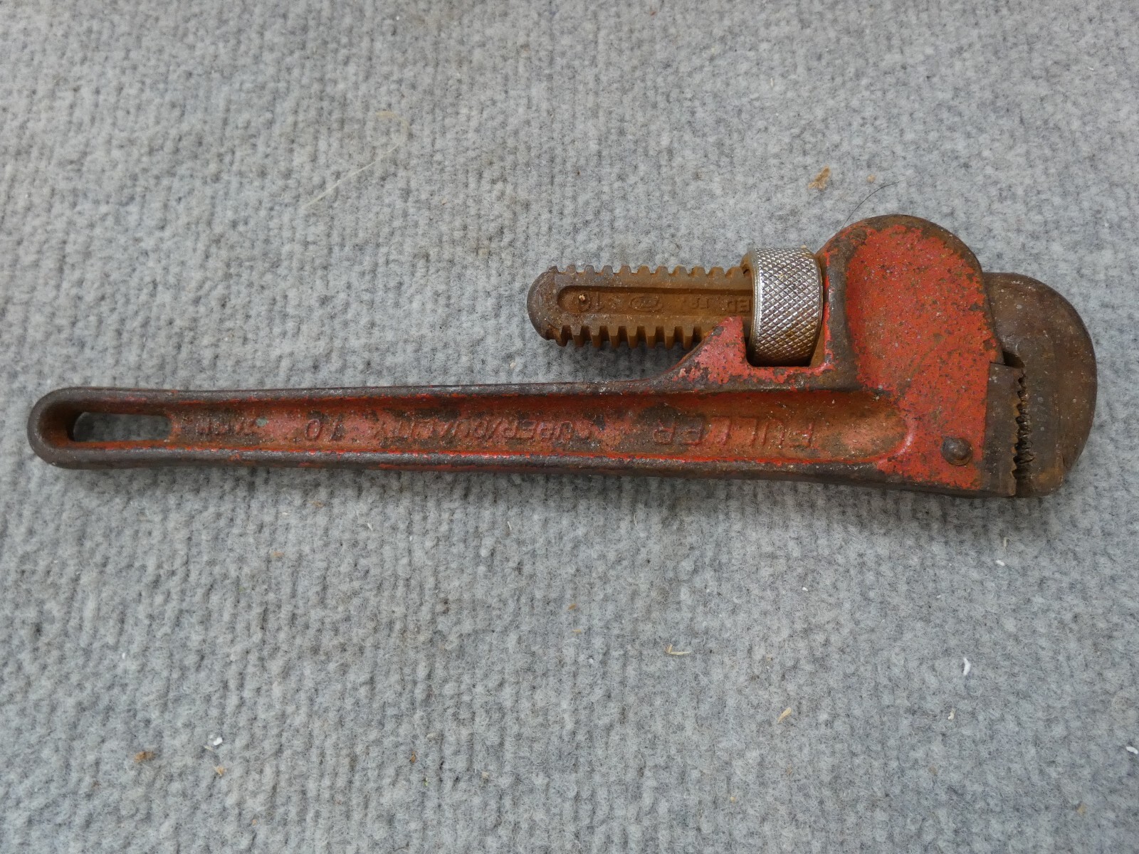 VINTAGE FULLER PIPE WRENCH SUPER QUALITY 10 INCH