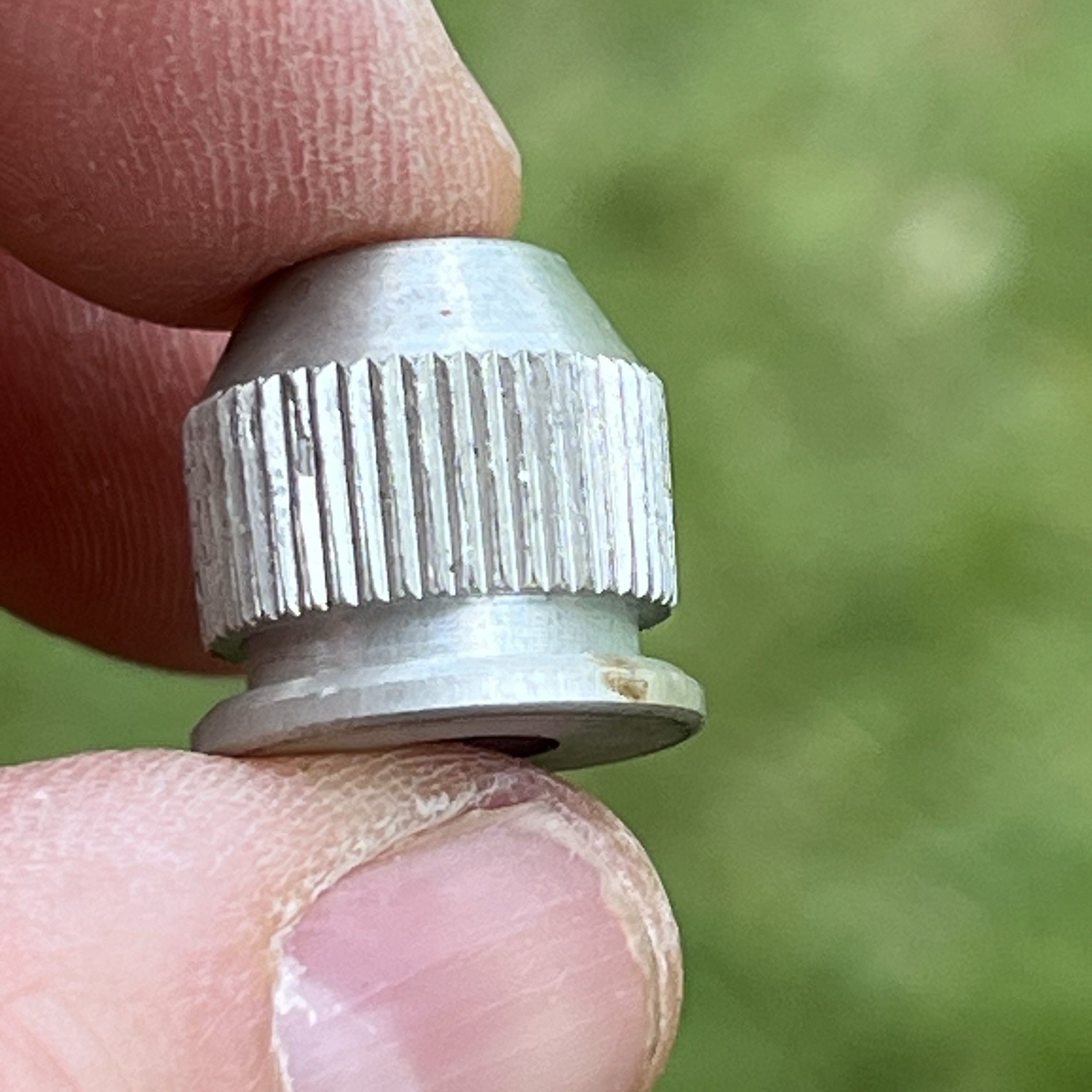 Coleman 275 & 275A Lantern Ventilator Top Nut 275-120 Excellent OEM part
