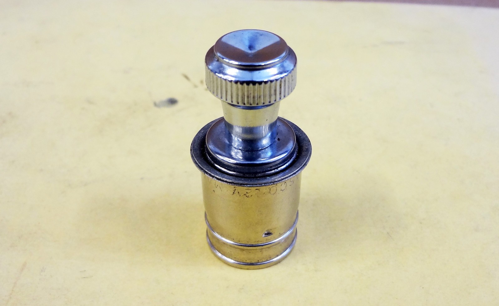 1980-91 Ford CIGARETTE LIGHTER Plug F150 F250 F350 Bronco