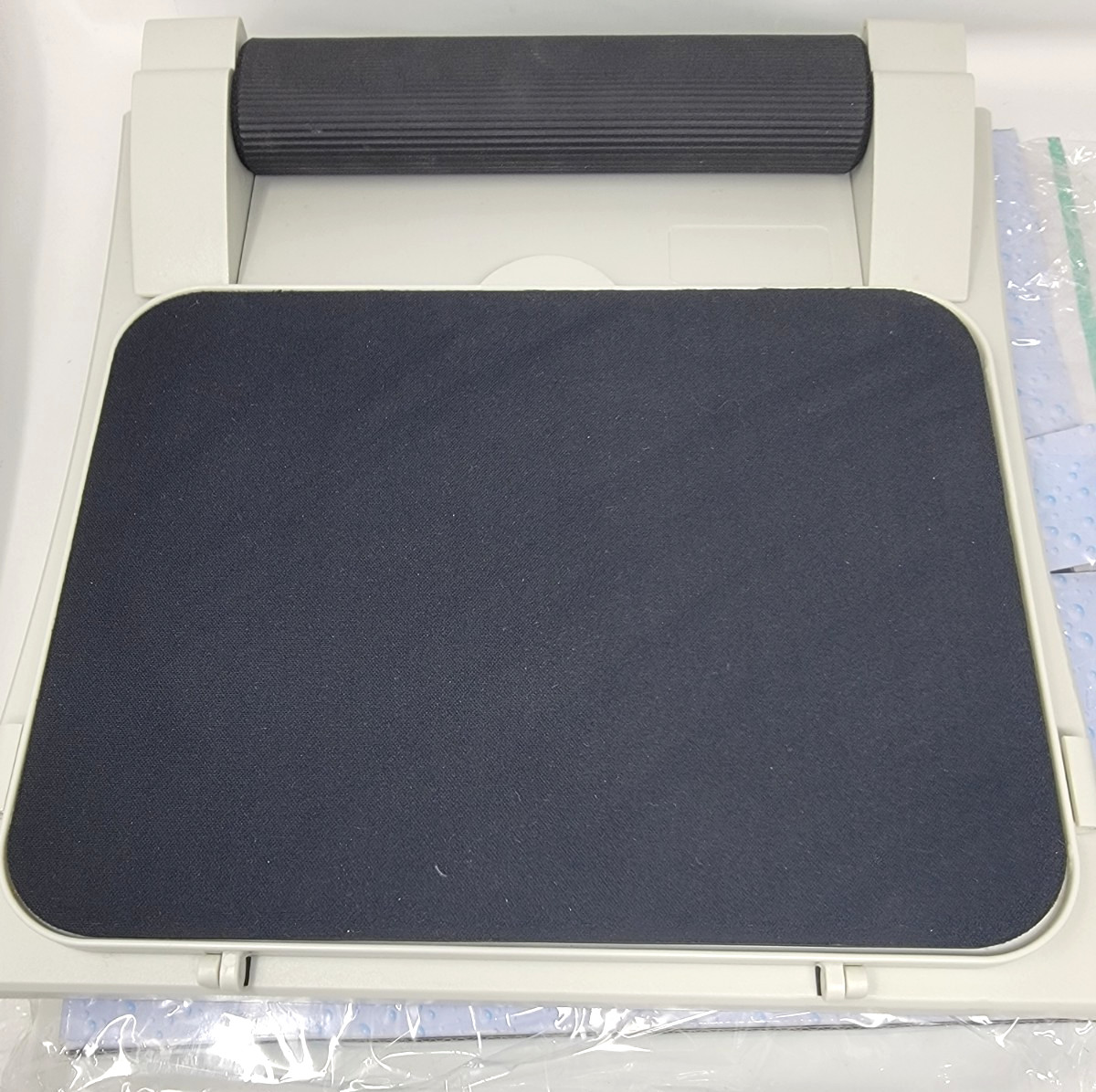 Vintage Computer Mouse Station Built-in Accessory Tray Padded Wrist Roller
