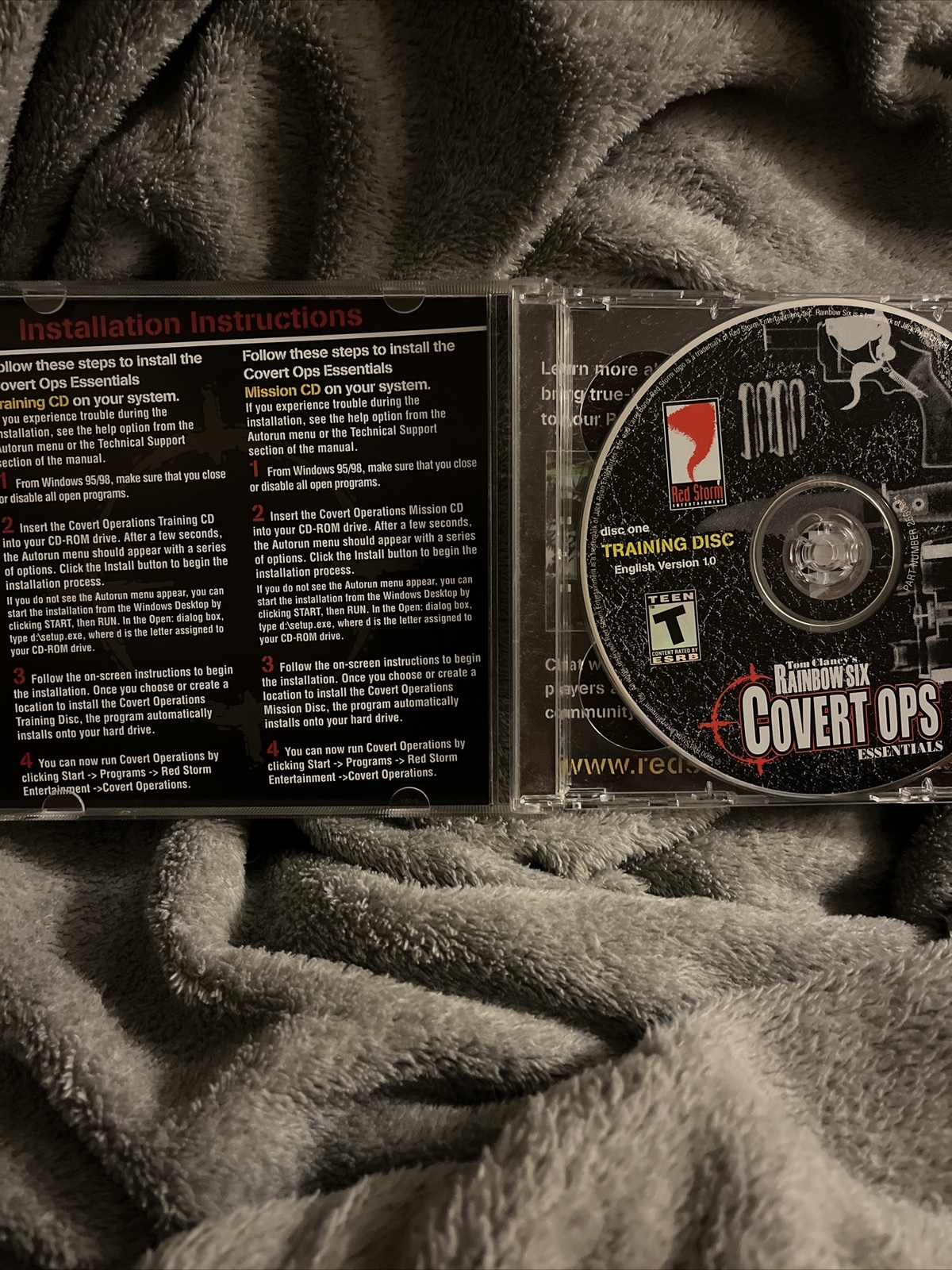 Tom Clancy's Rainbow Six: Covert Ops Essentials (2000) PC GAME. SEE DESCRIPTION