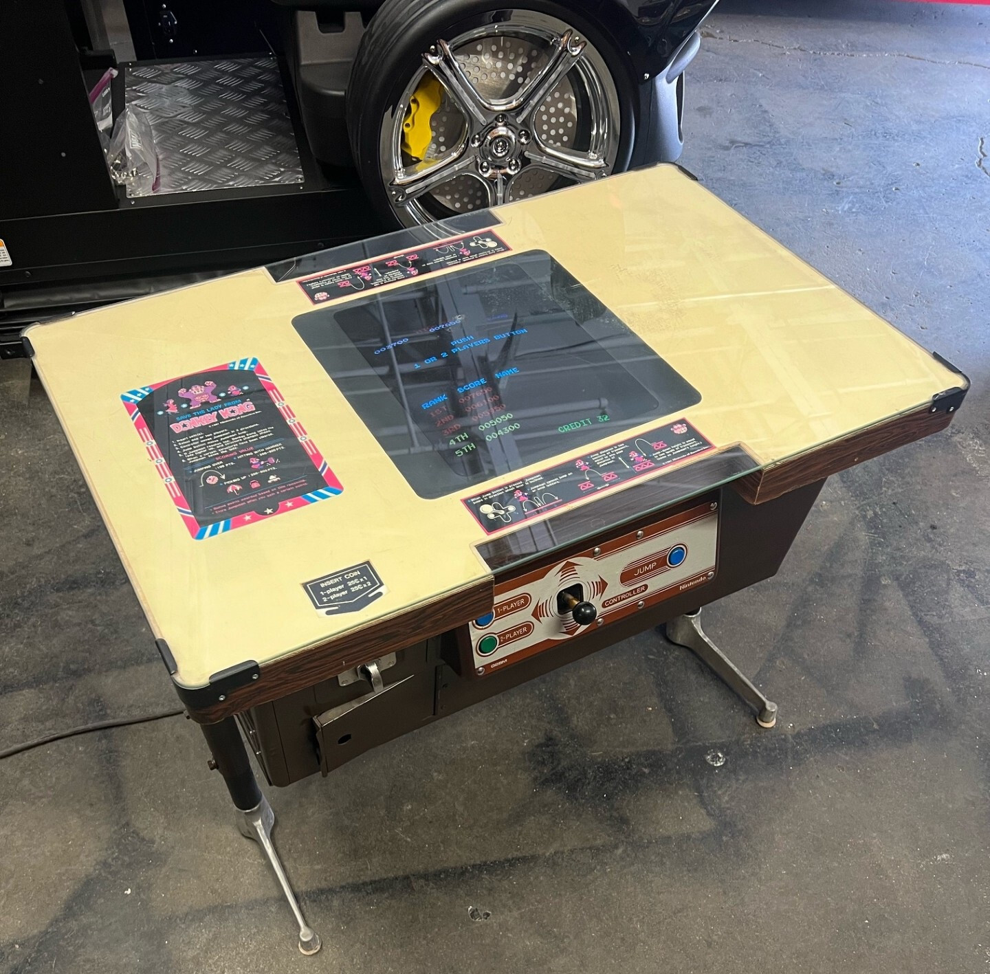 DONKEY KONG COCKTAIL ARCADE MACHINE by NINTENDO 1981 (Excellent Condition) RARE*