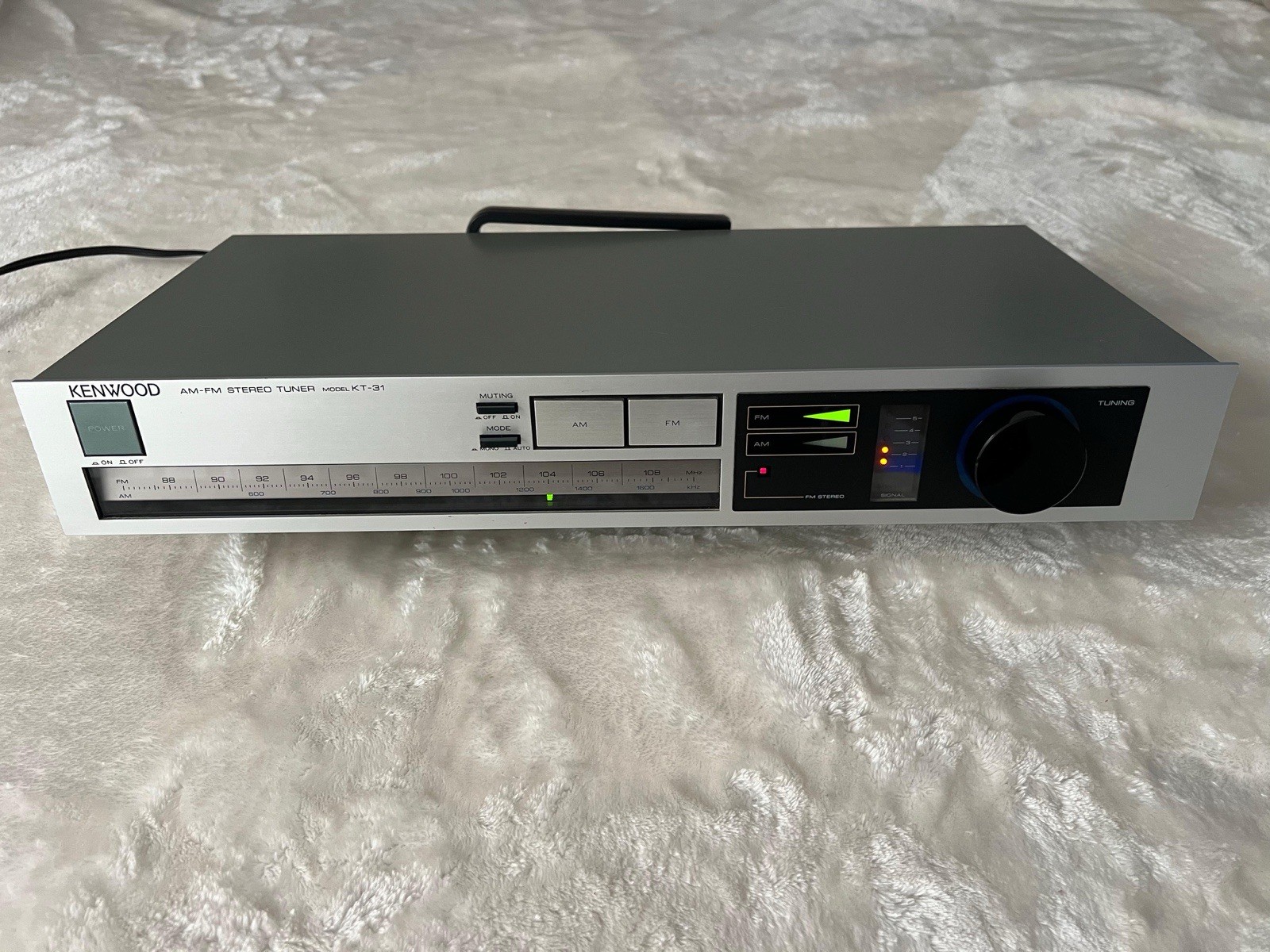 Kenwood KT-31 AM/FM Stereo Tuner Vintage