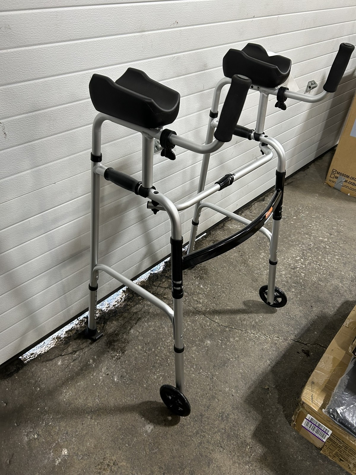 Vevor 2508137926350716 Folding Walker & removable Armrests, Hight Adjustable