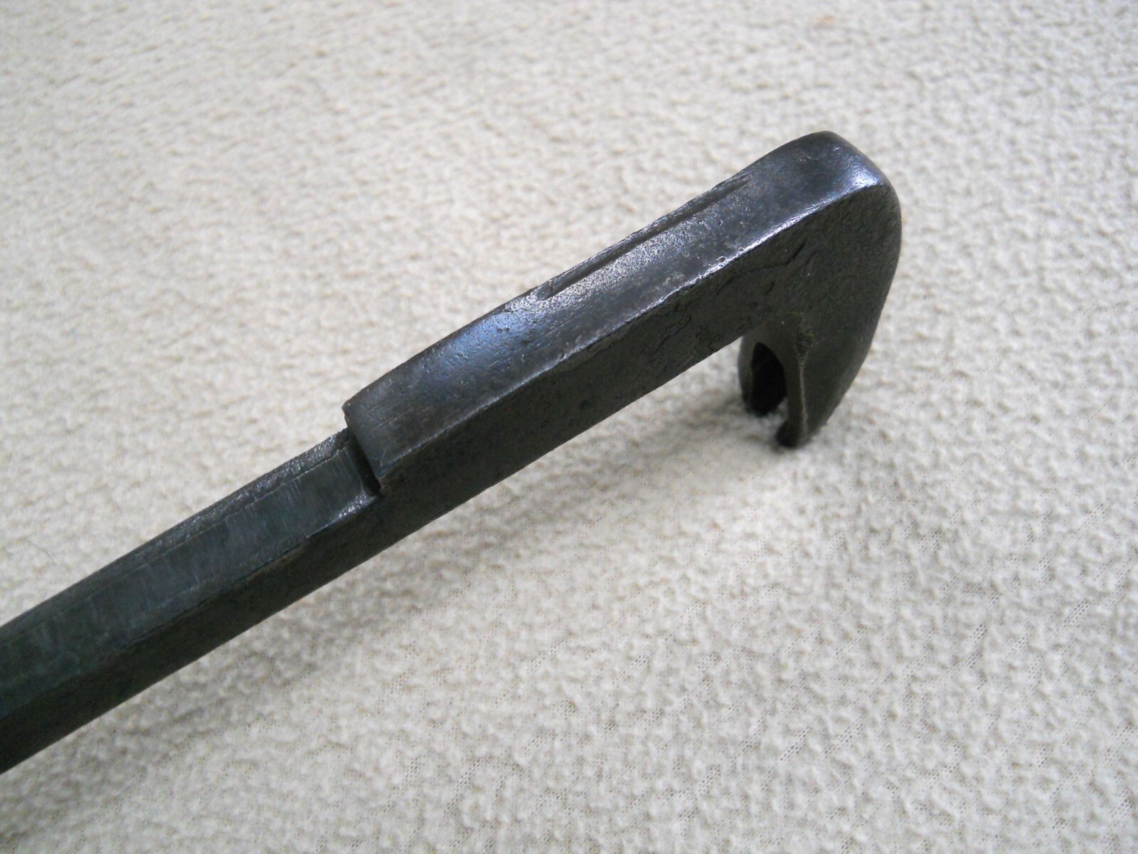 Vintage GLobemaster 14" Pry Bar / nail Puller # 5969
