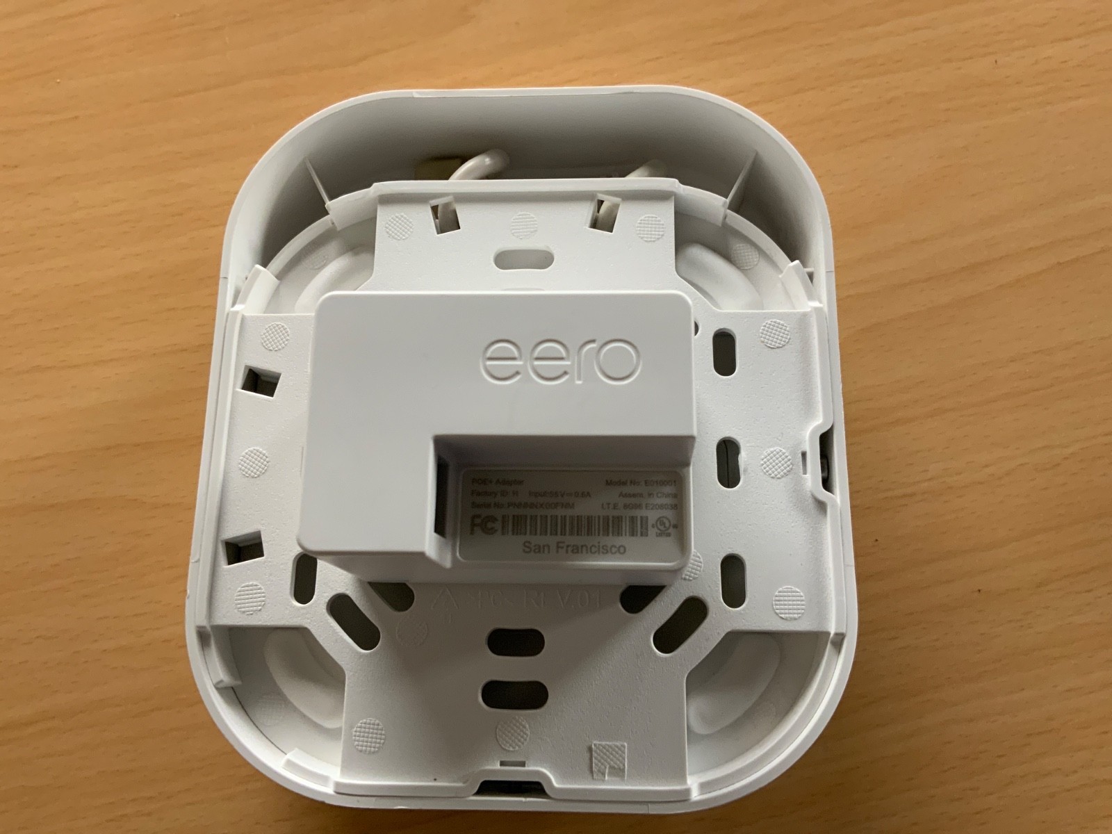Eero Pro Model B010001 Mesh WiFi Router