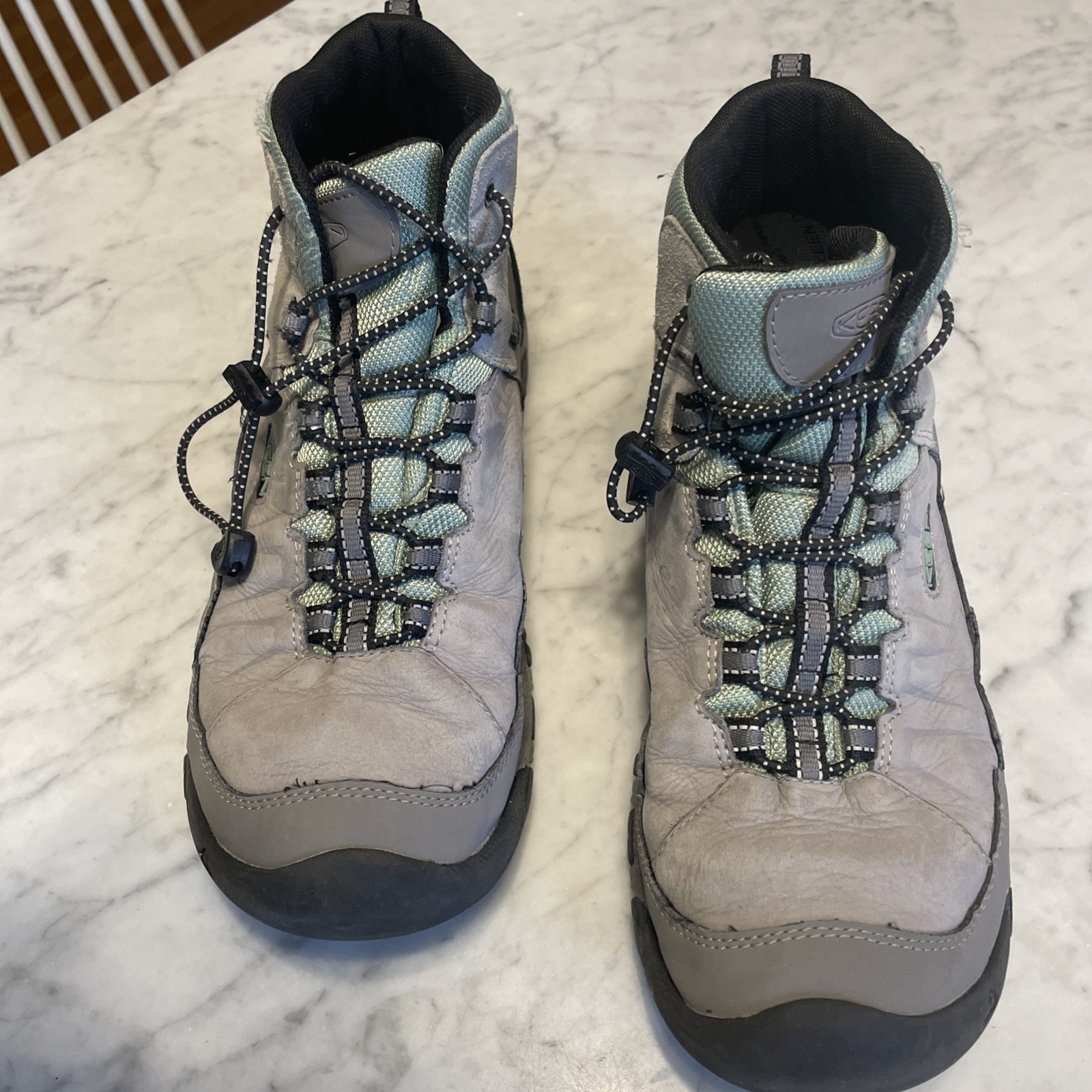 KEEN Women’s Size 6 Hiking Boots Targhee Dry Waterproof Gray Lace Up Traction