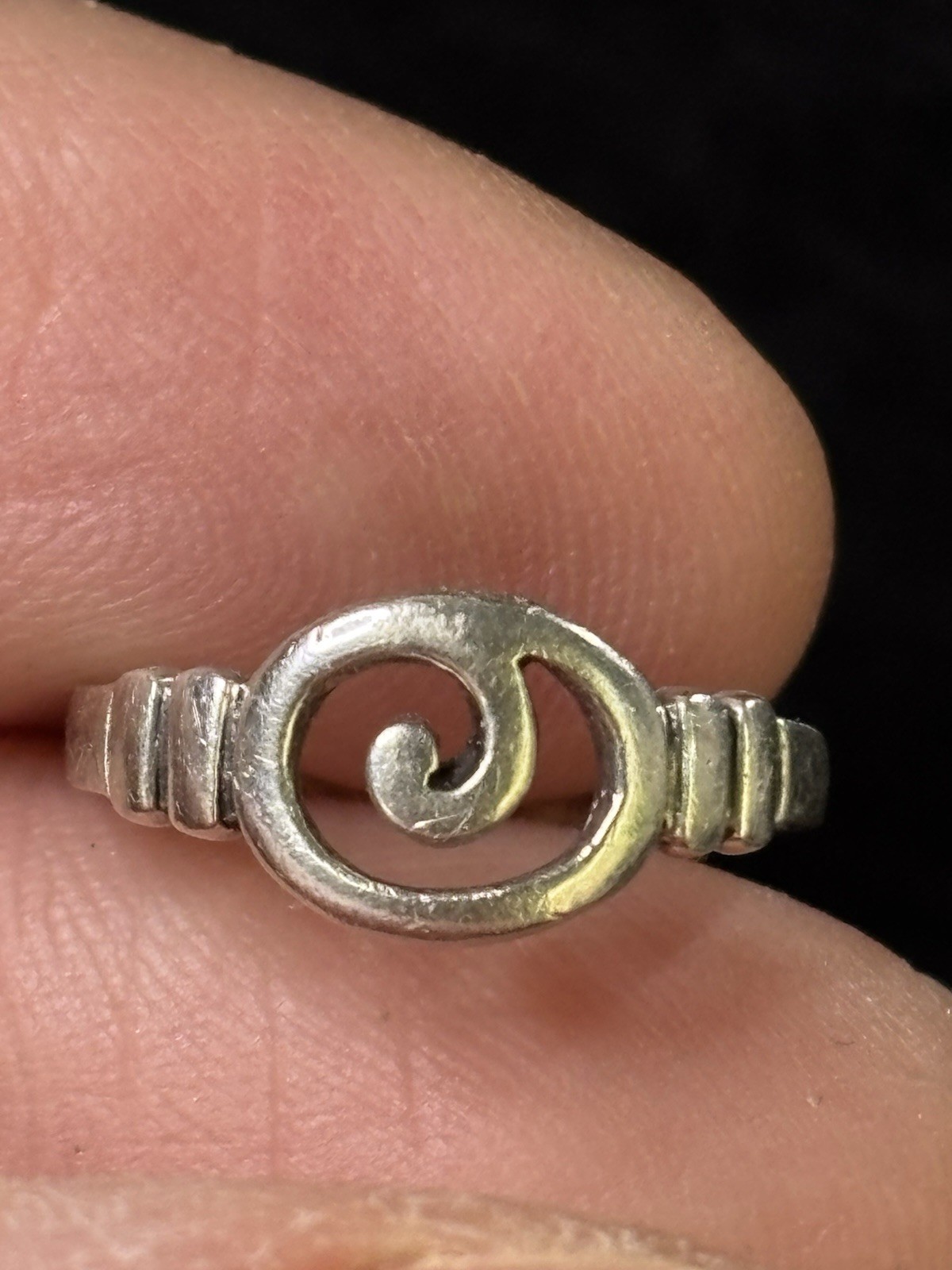 925 Sterling Silver Adjustable Toe Ring With Open Wave Design And Maker Mark