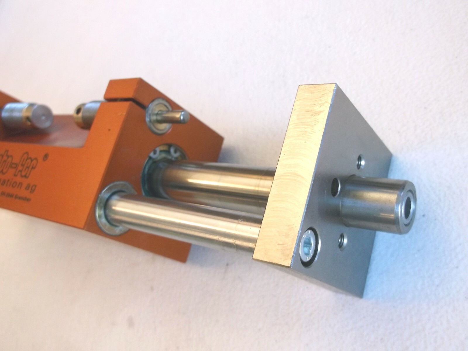 Meto-Fer VE-82-09-33 Precision Linear Actuator / Slide New