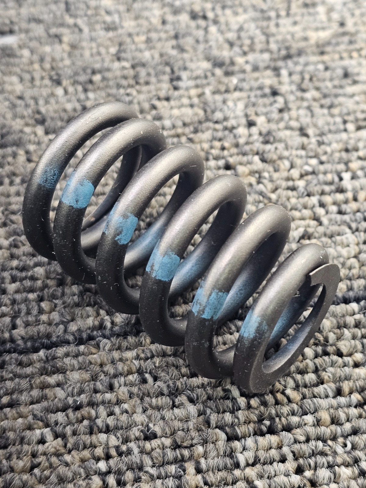 (QTY 4) SEALED POWER VS-1628: Heavy Duty Valve Spring Replacement