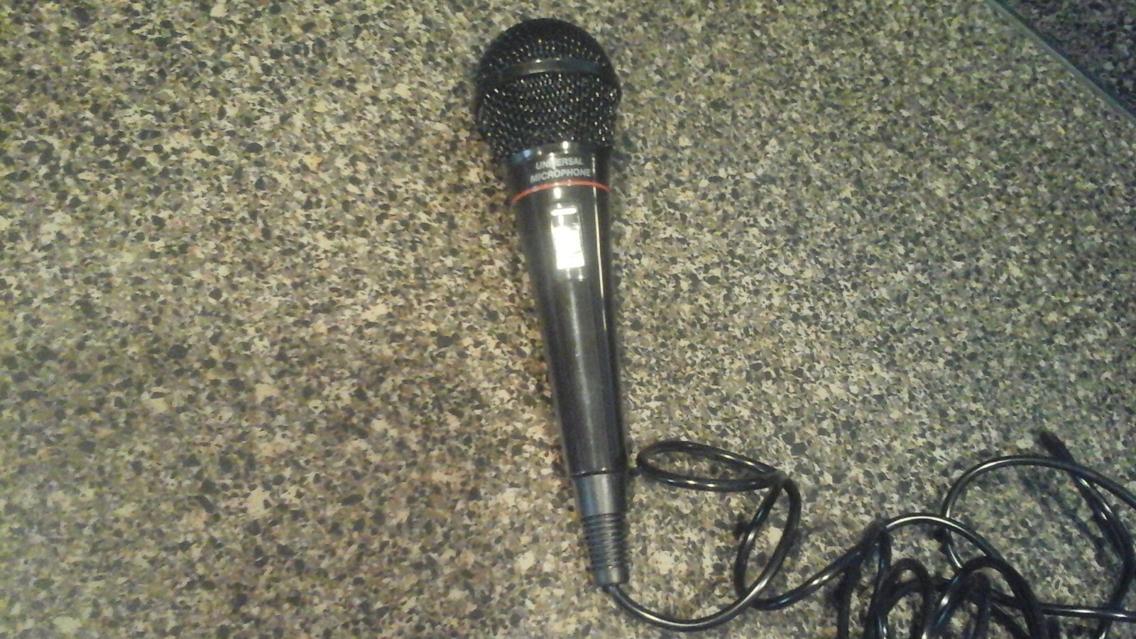 Handheld Wired Universal Microphone Audio Karaoke Singing