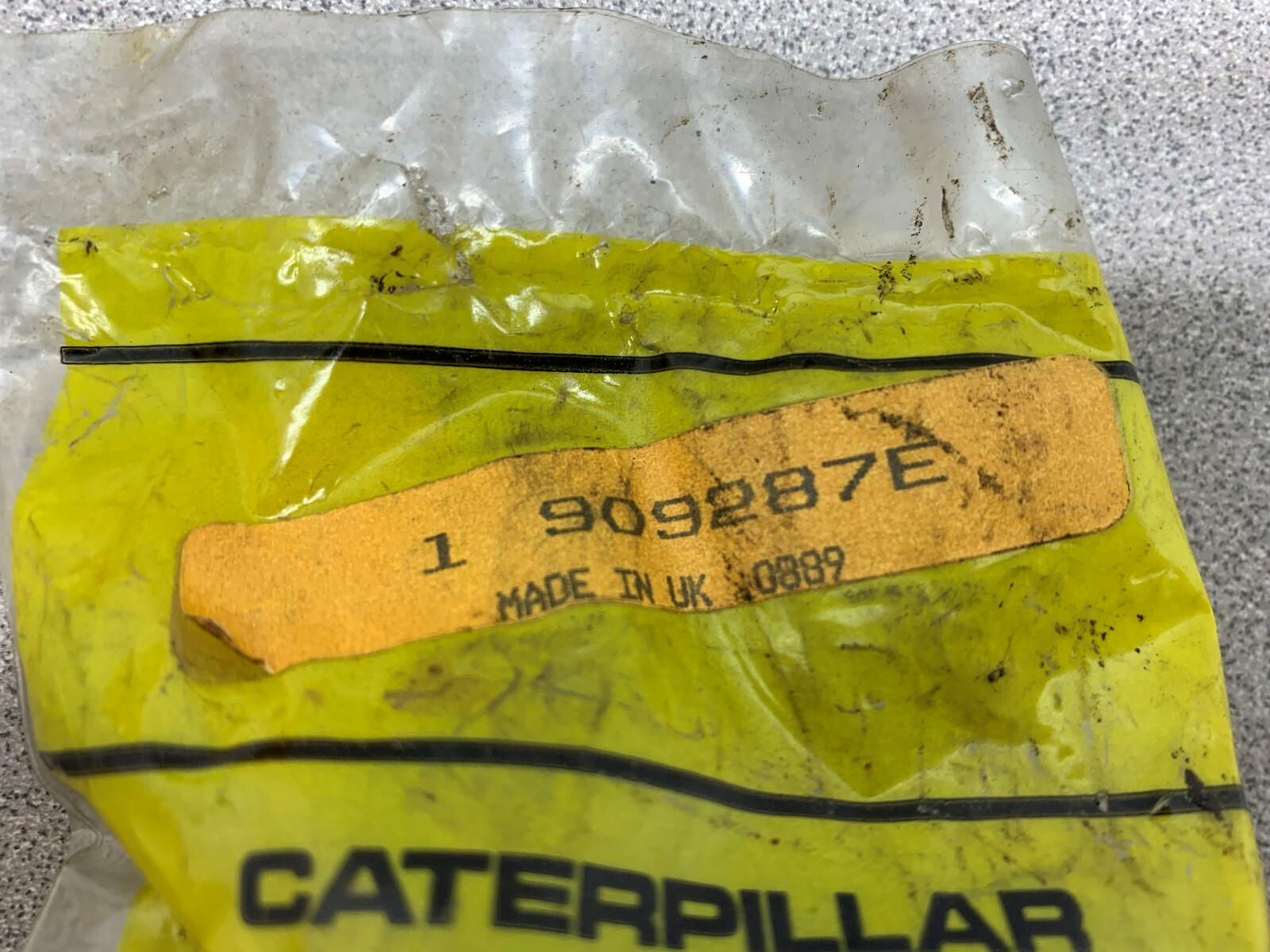 NEW NO BOX CATERPILLAR SPRING 909287E