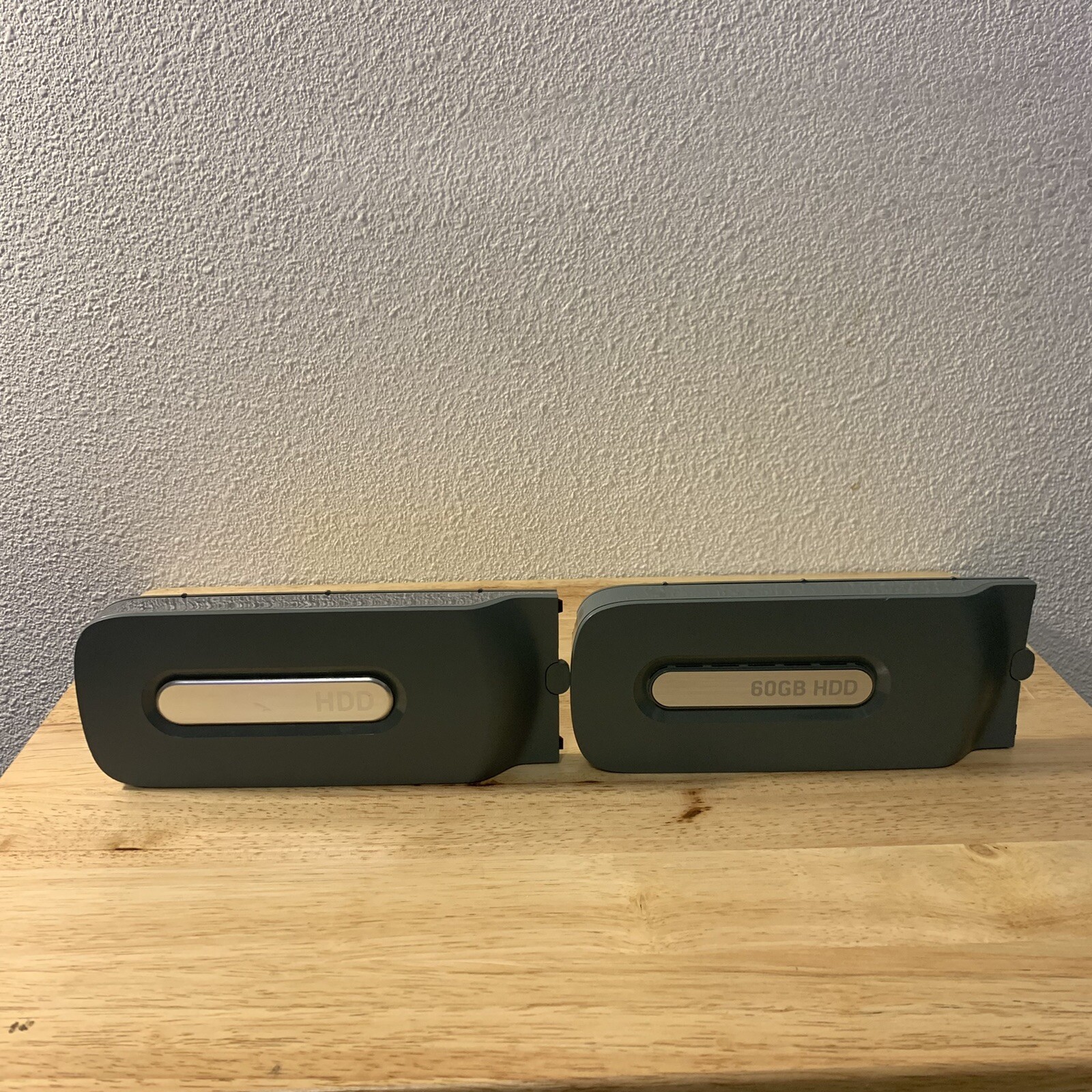 Lot of 2 Xbox 360 HDD 1) 20GB (1) 60GB Authentic OEM