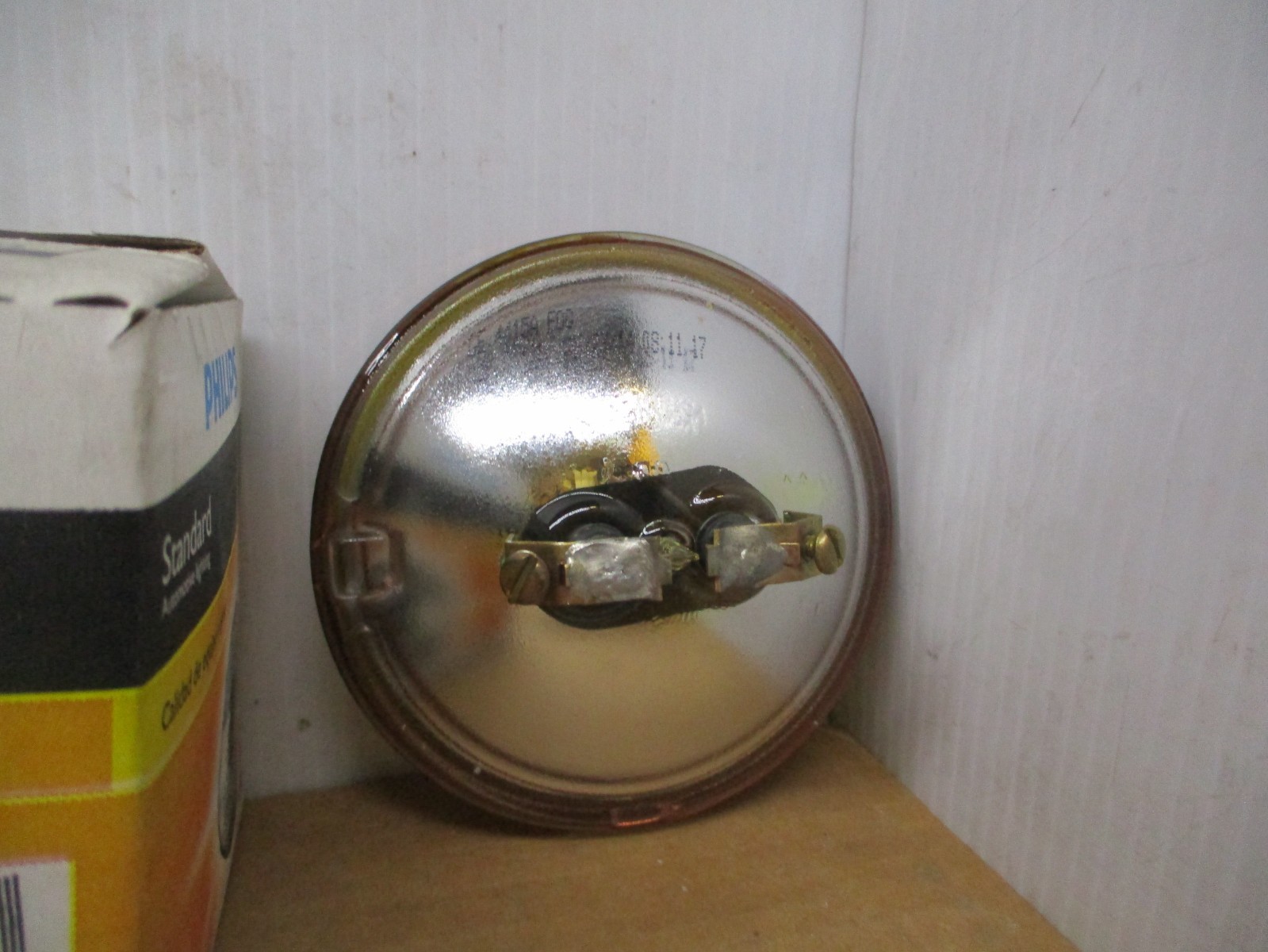 Wagner 4415A Multi Purpose Light Bulb for Electrical Lighting Body Exterior