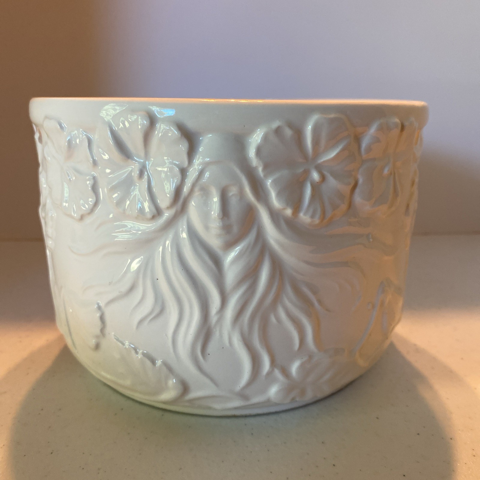 Art Nouveau By Eda For Mann White Hanging Planter Hibiscus Woman White 1975