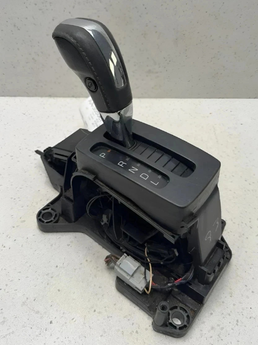 2010-2012 Ford Fusion Automatic Trans Floor Shift Shifter Assembly OEM