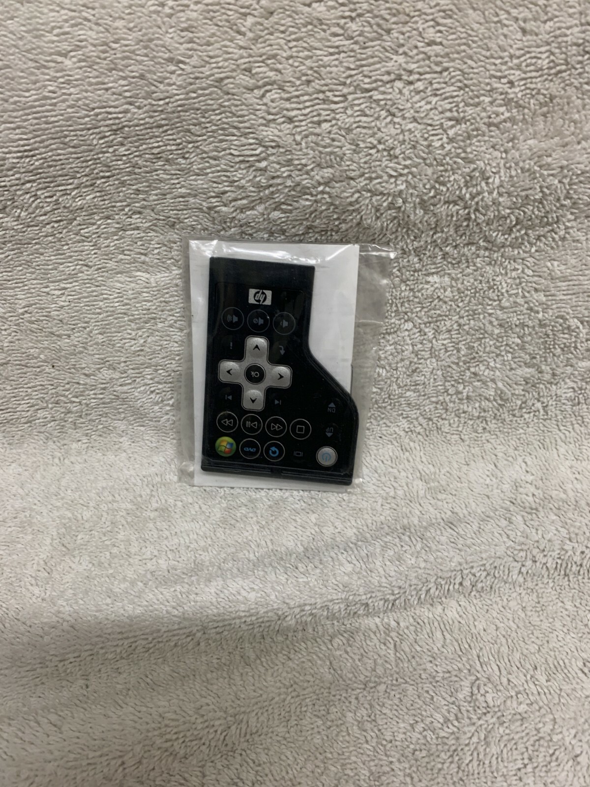 HP COMPUTER REMOTE CONTROL FOR PAVILION LAPTOPS - MODEL 396975-002