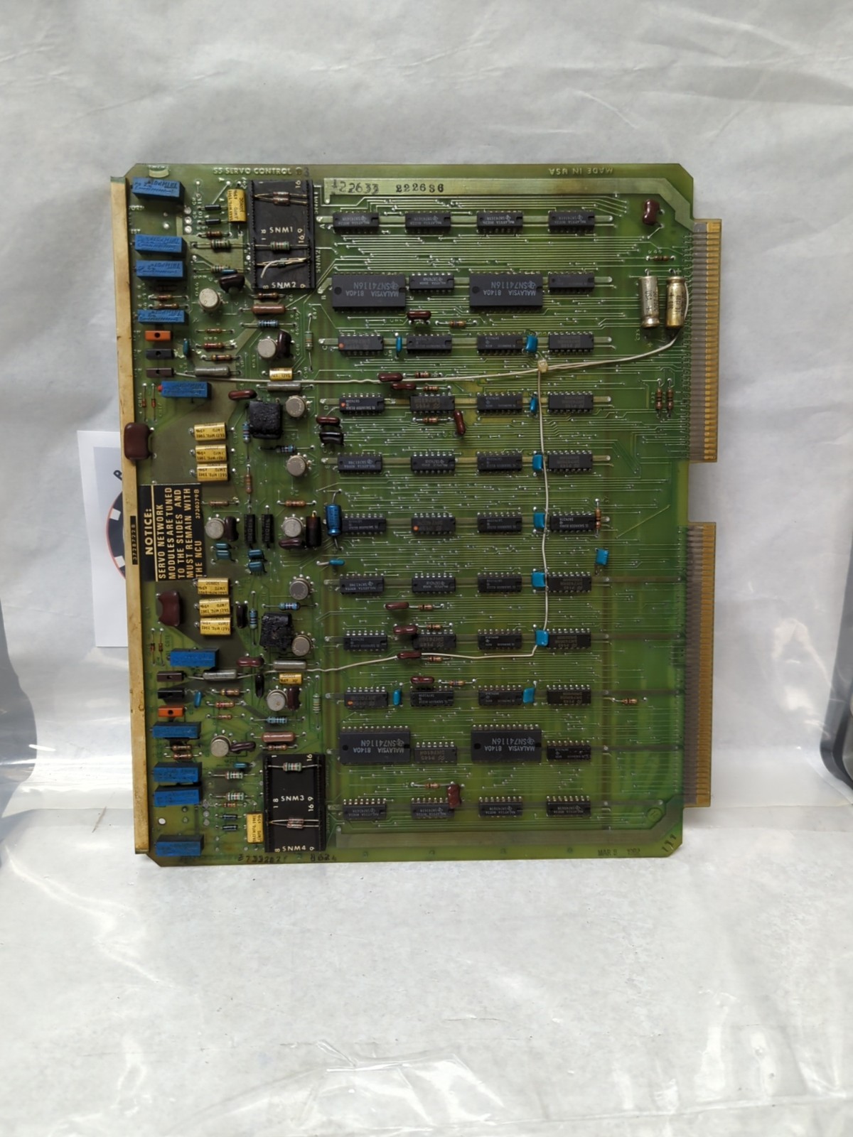 BENDIX,3733282F,S5 SERVO CONTROL 3 CIRCUIT BOARD PRE-OWNED