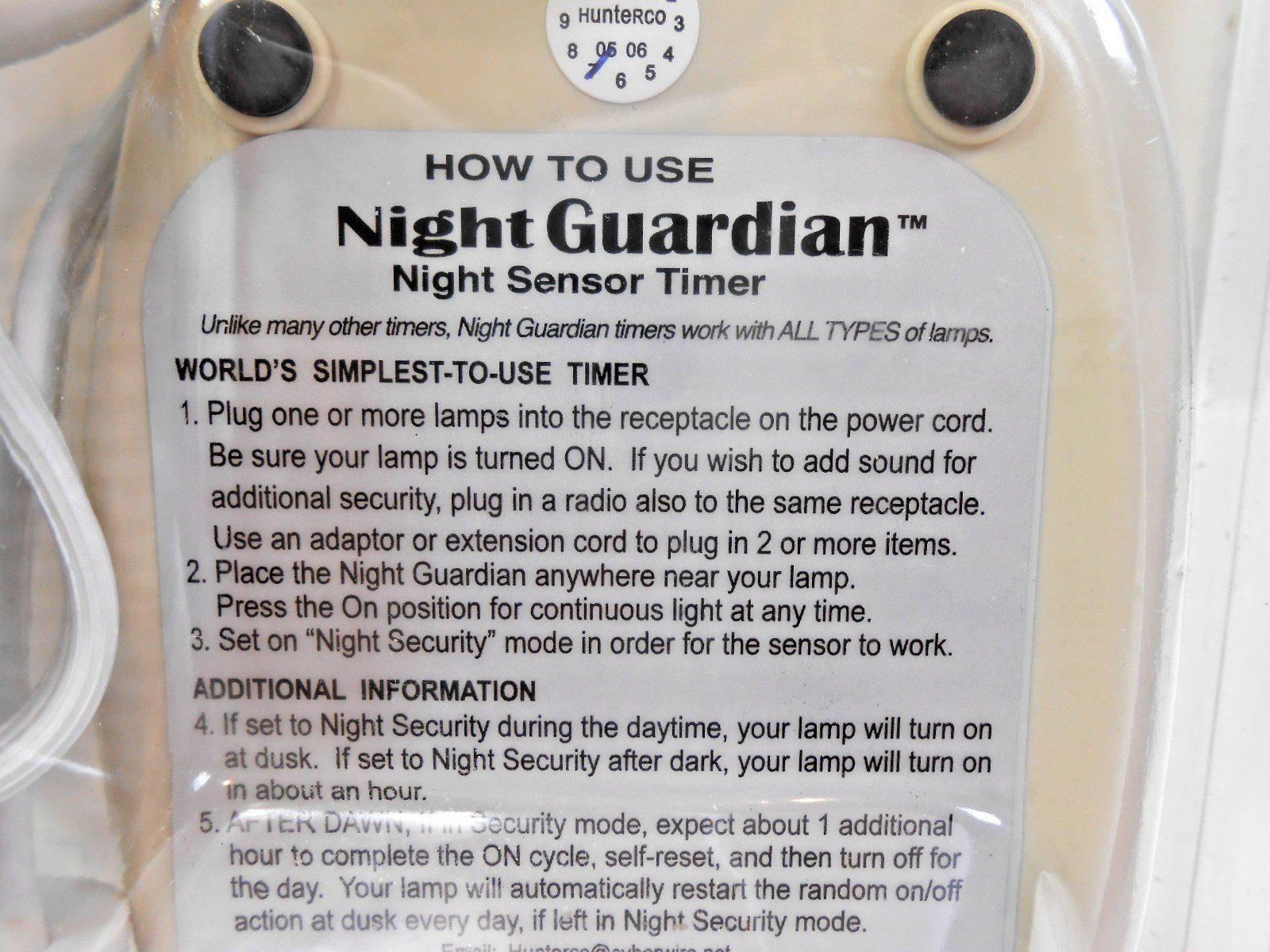 Night Guardian Fully Automatic Night Sensor Night Security Turn Lamps On/Off NEW