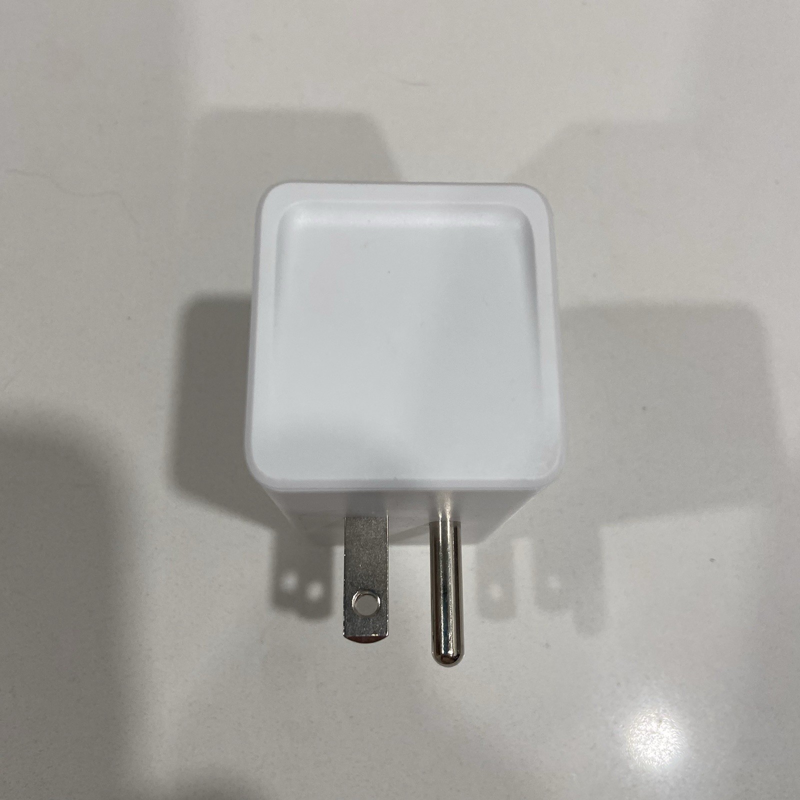 TP-Link Smart Wi-Fi Plug Mini White (HS105) - Turns On - Not Tested