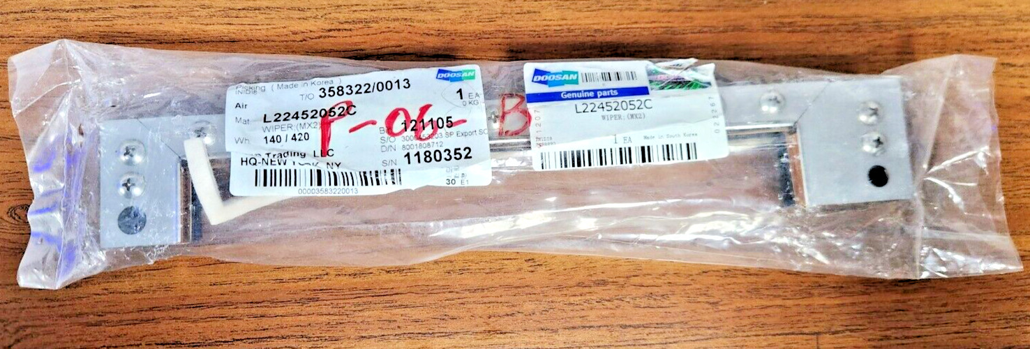 MX2 Wiper Assembly as Compared to Doosan® PN# L22452052C / MX2500LST
