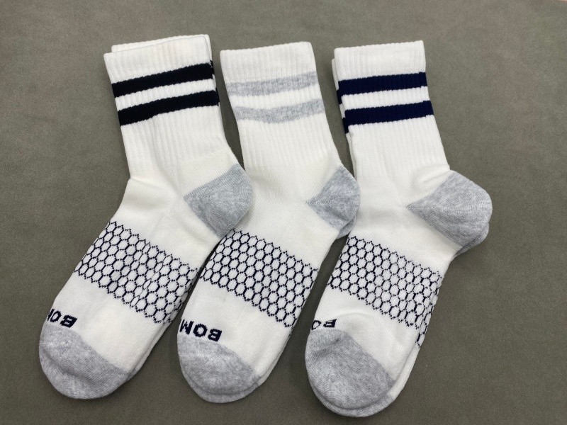 Brand New Bombas Women Size S 4-7 Honeycomb Calf Sock 3 pairs White Gray