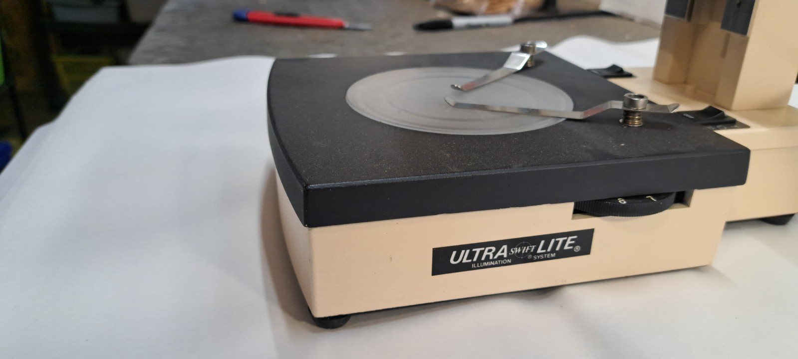 ULTRA LITE SWIFT ILLUMINATION SYSTEM STEREO MICROSCOPE MODEL SM90 (#2)