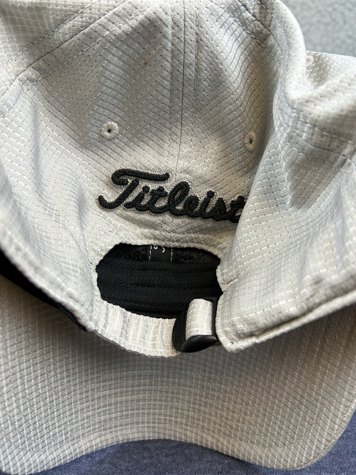 Titleist Hat Cap Strap Back Gray Black Golf Golfing Adjustable Outdoors Mens