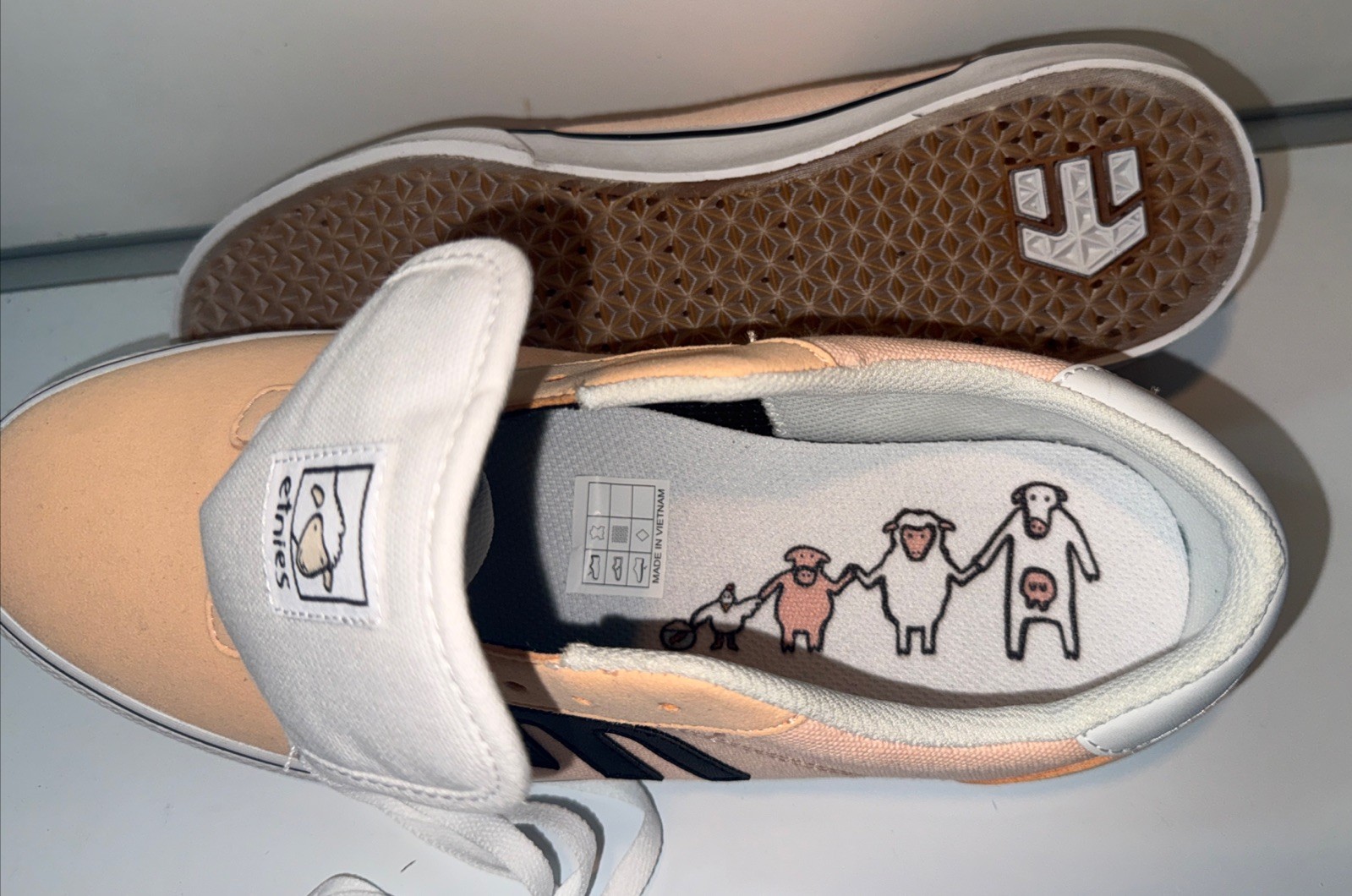Etnies Calli VULC X SHEEP 12