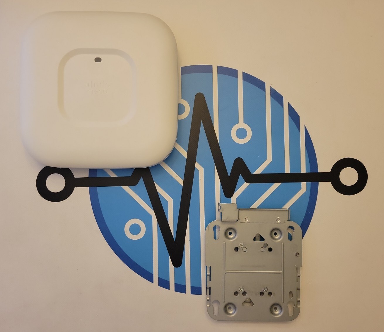 Cisco AIR-CAP2702I-A-K9 Aironet 2700 802.11ac Dual Band Access Point w/ Bracket